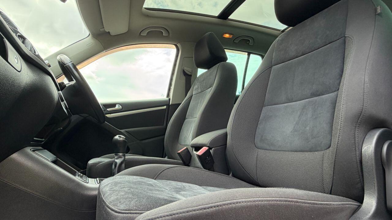 Volkswagen Tiguan view 9