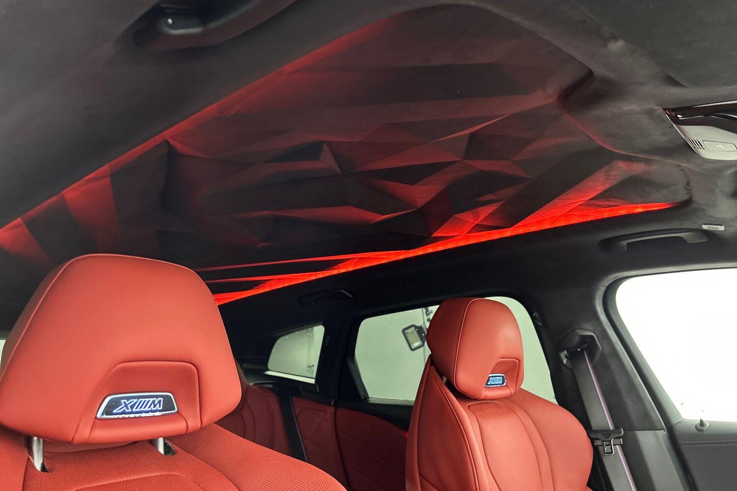 BMW XM view 27