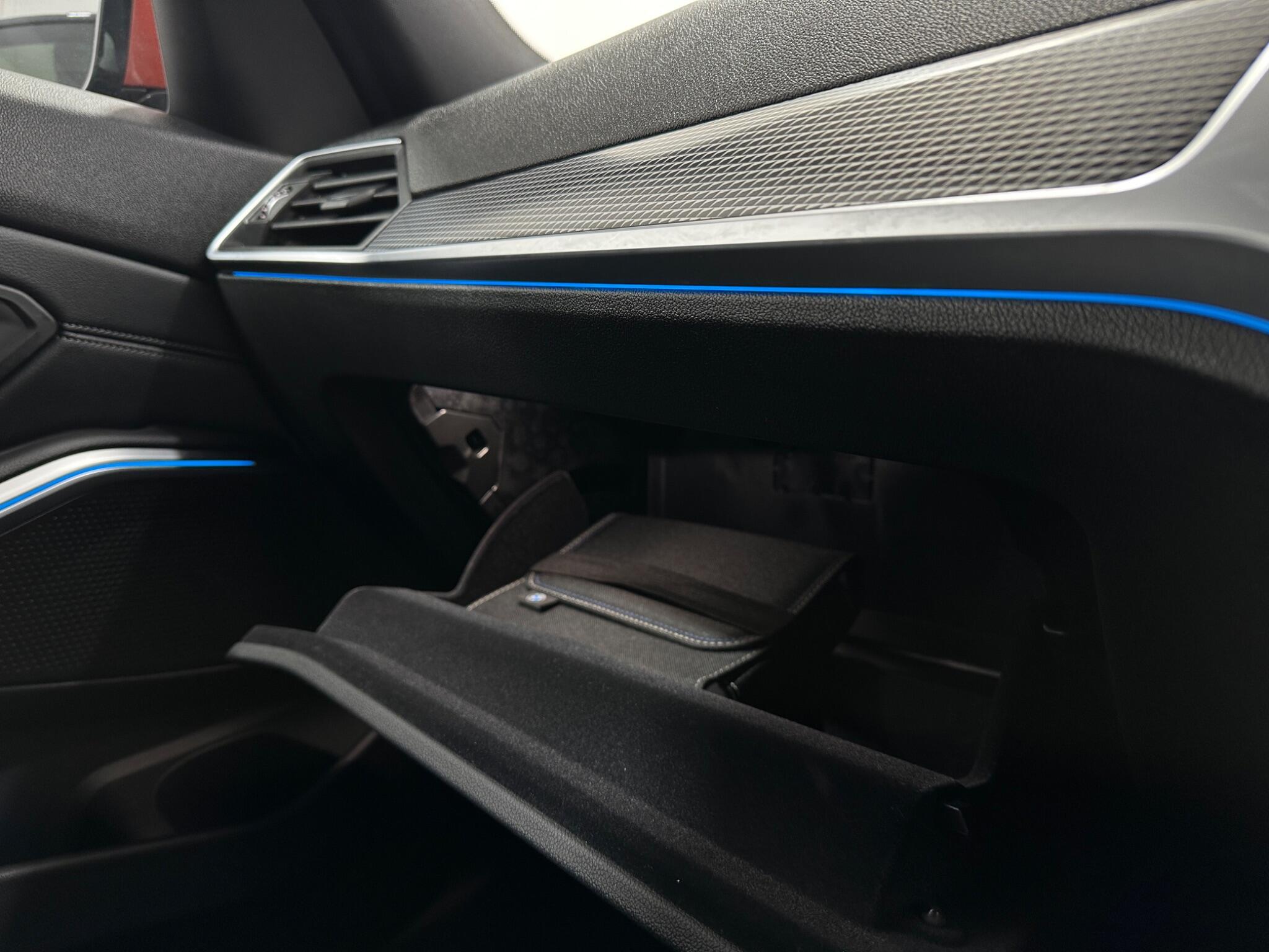 BMW 3 Series view 30