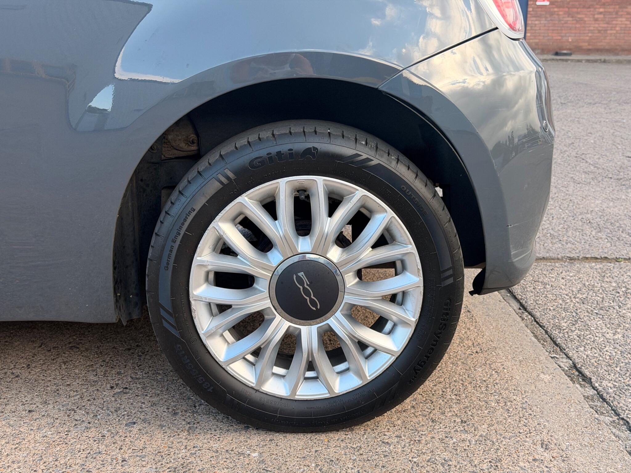 Fiat 500 view 43