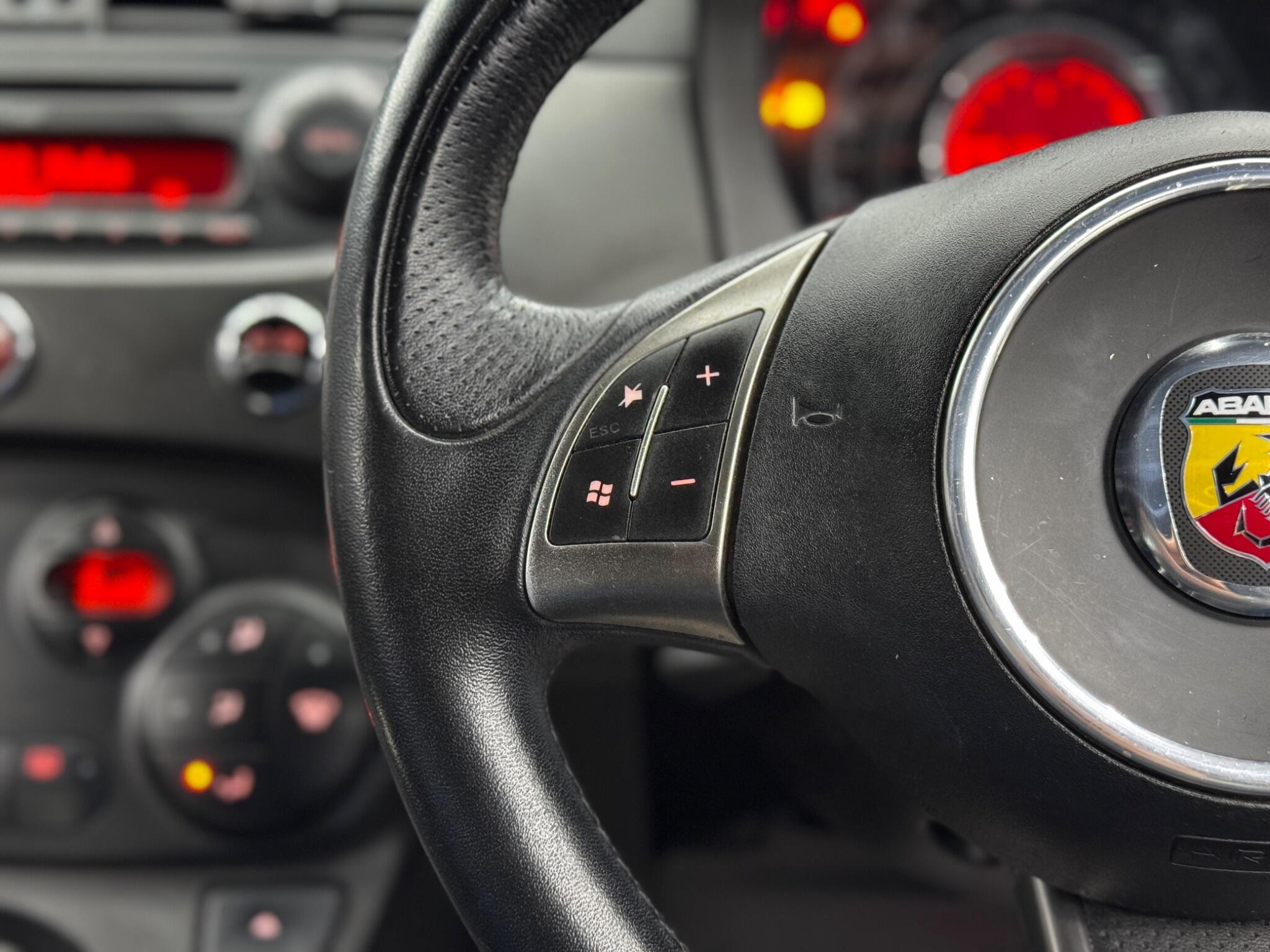 Abarth 595 view 17