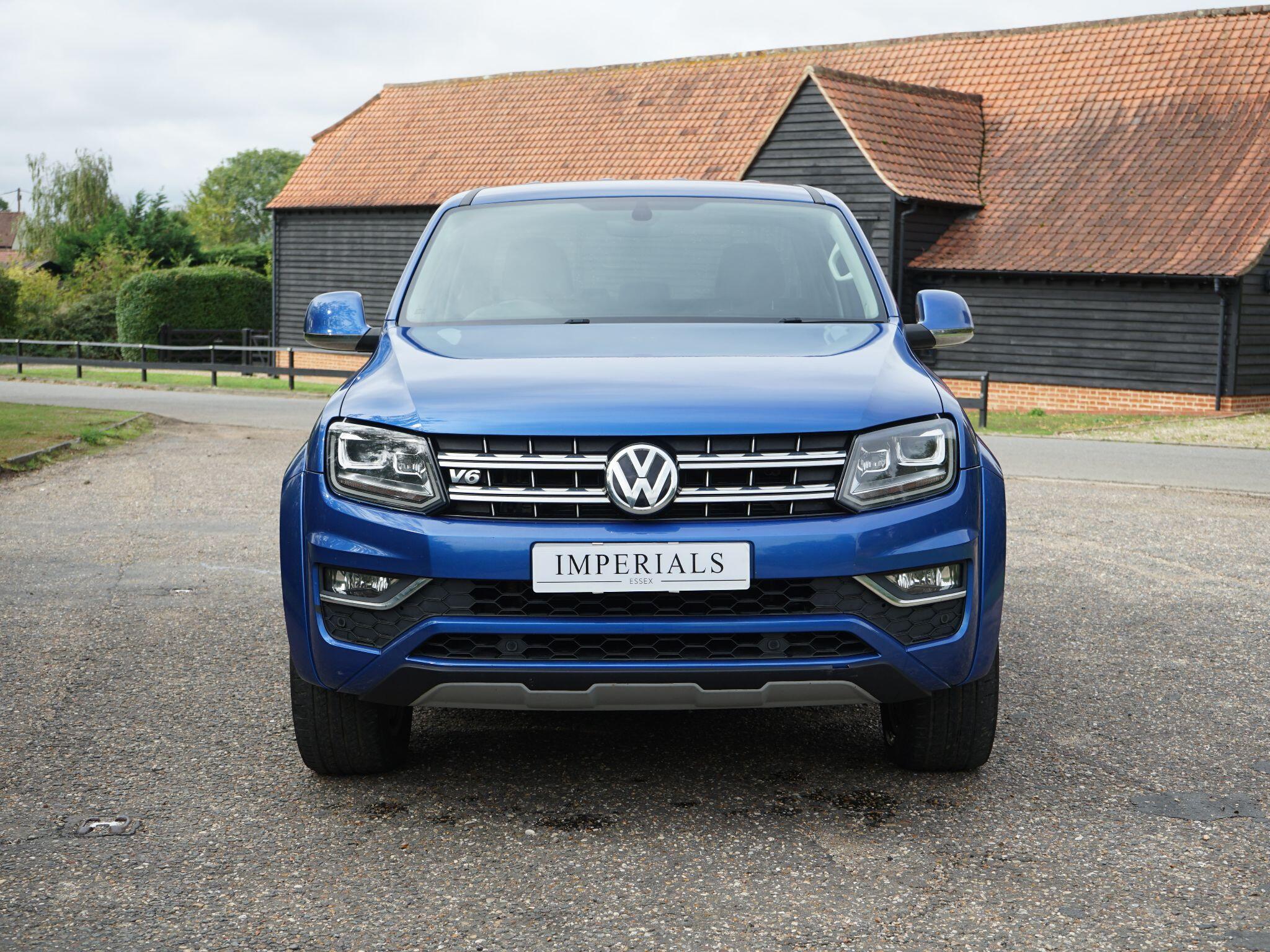 Volkswagen Amarok view 10