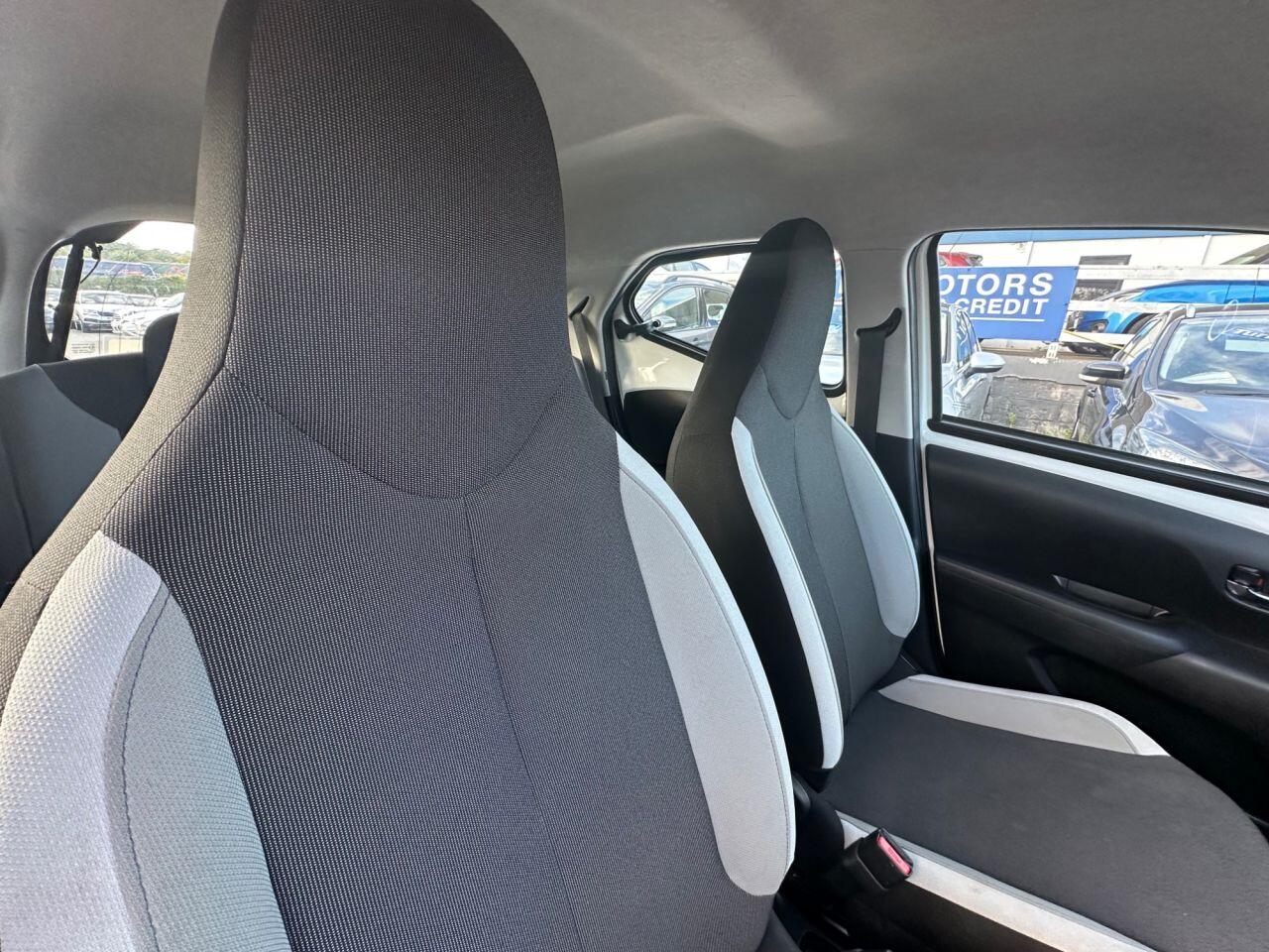 Toyota Aygo view 21