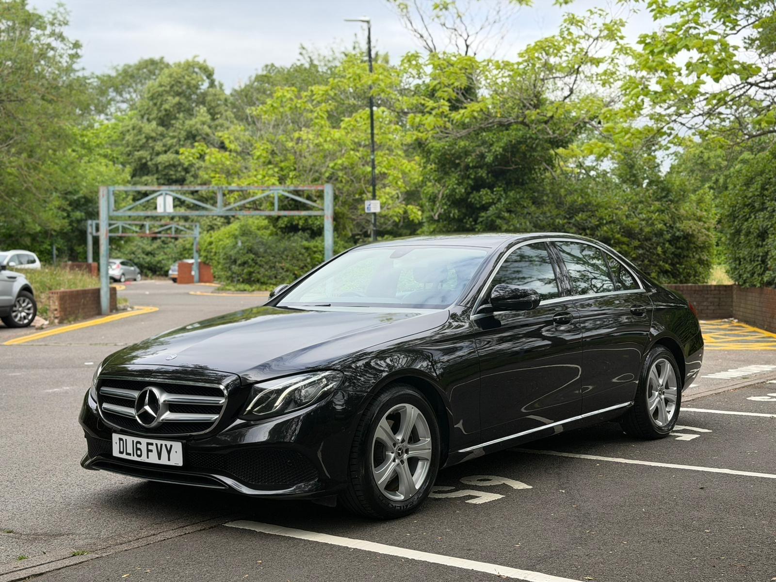 Mercedes-Benz E-Class view 7