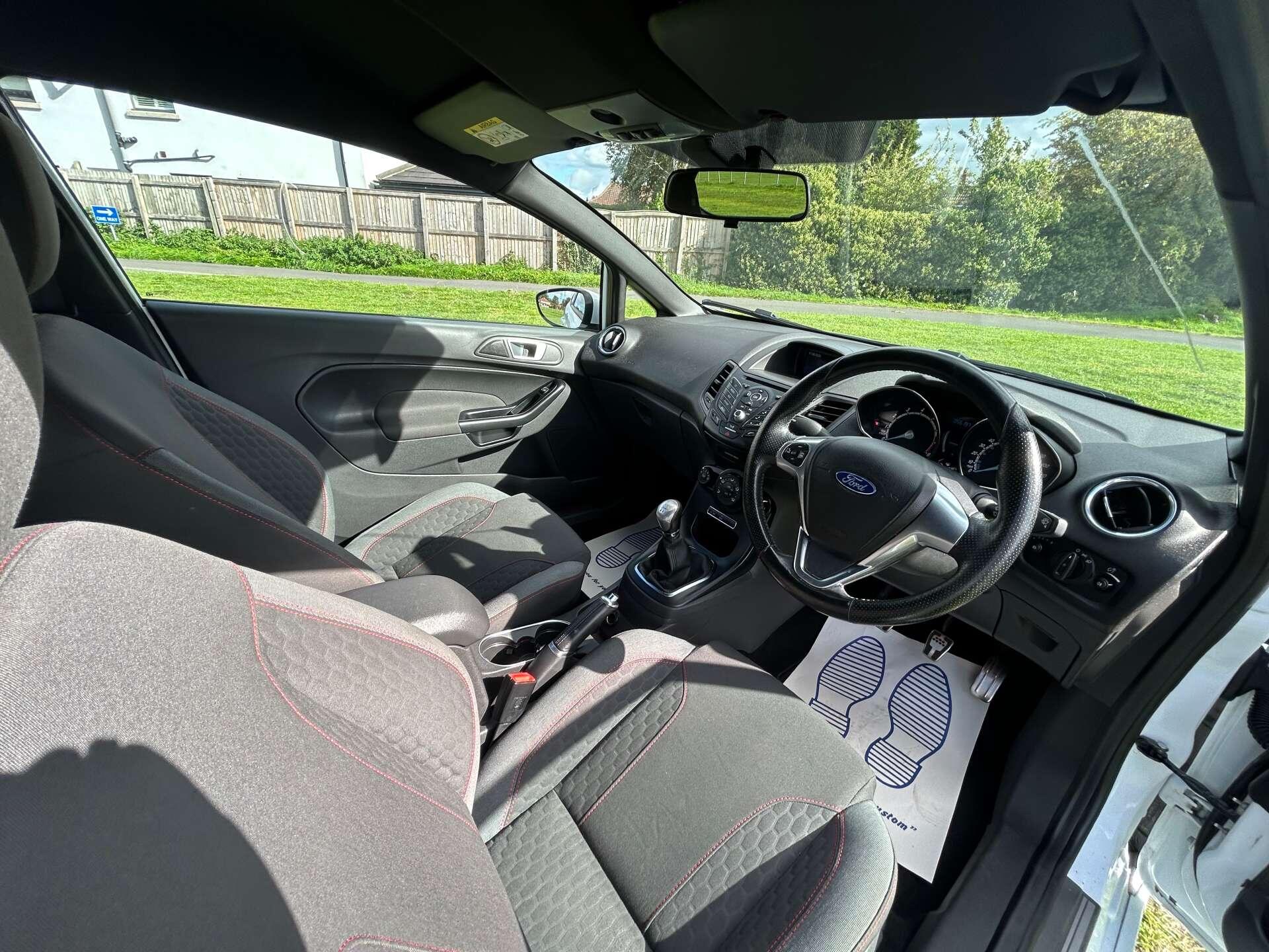 Ford Fiesta view 31