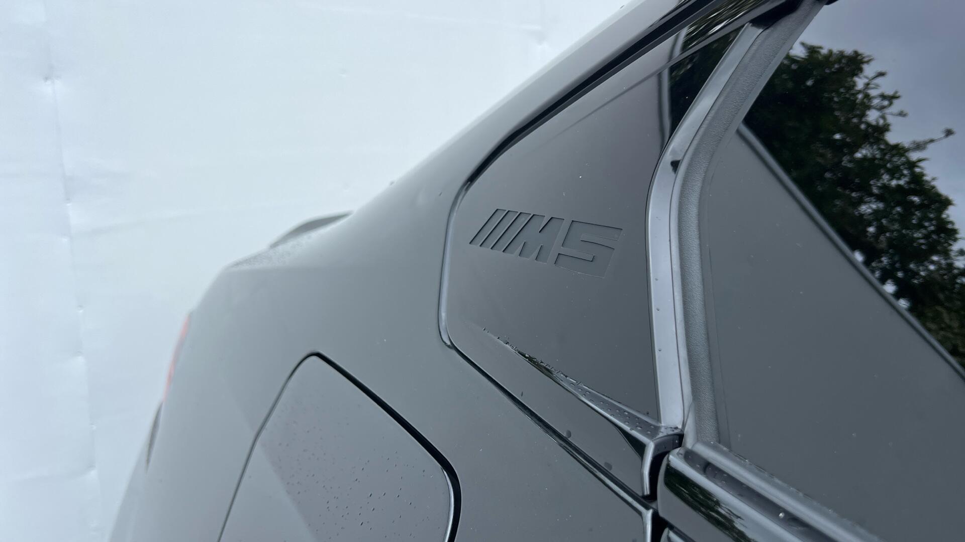 BMW M5 view 28