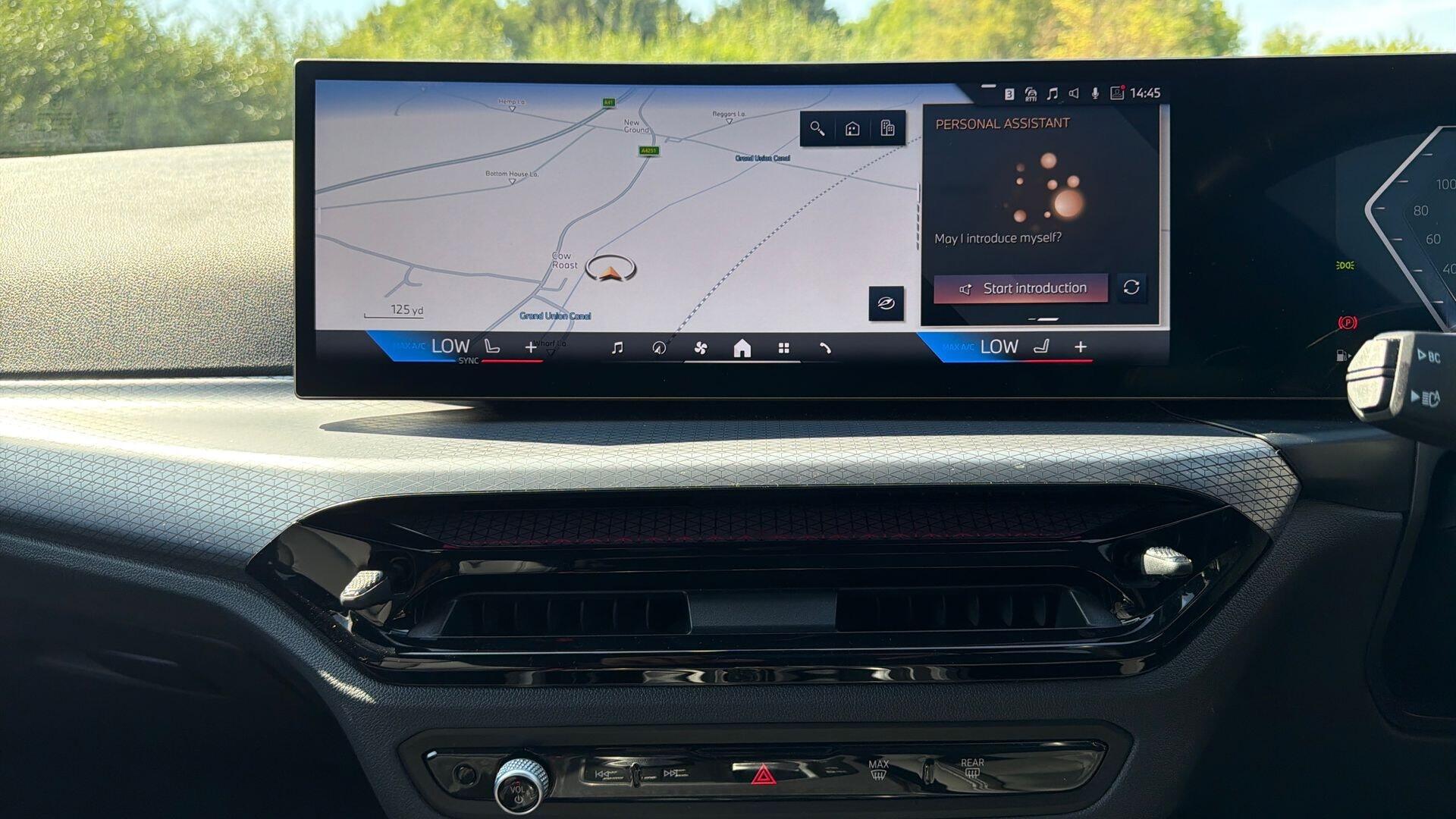 BMW 3 Series view 8