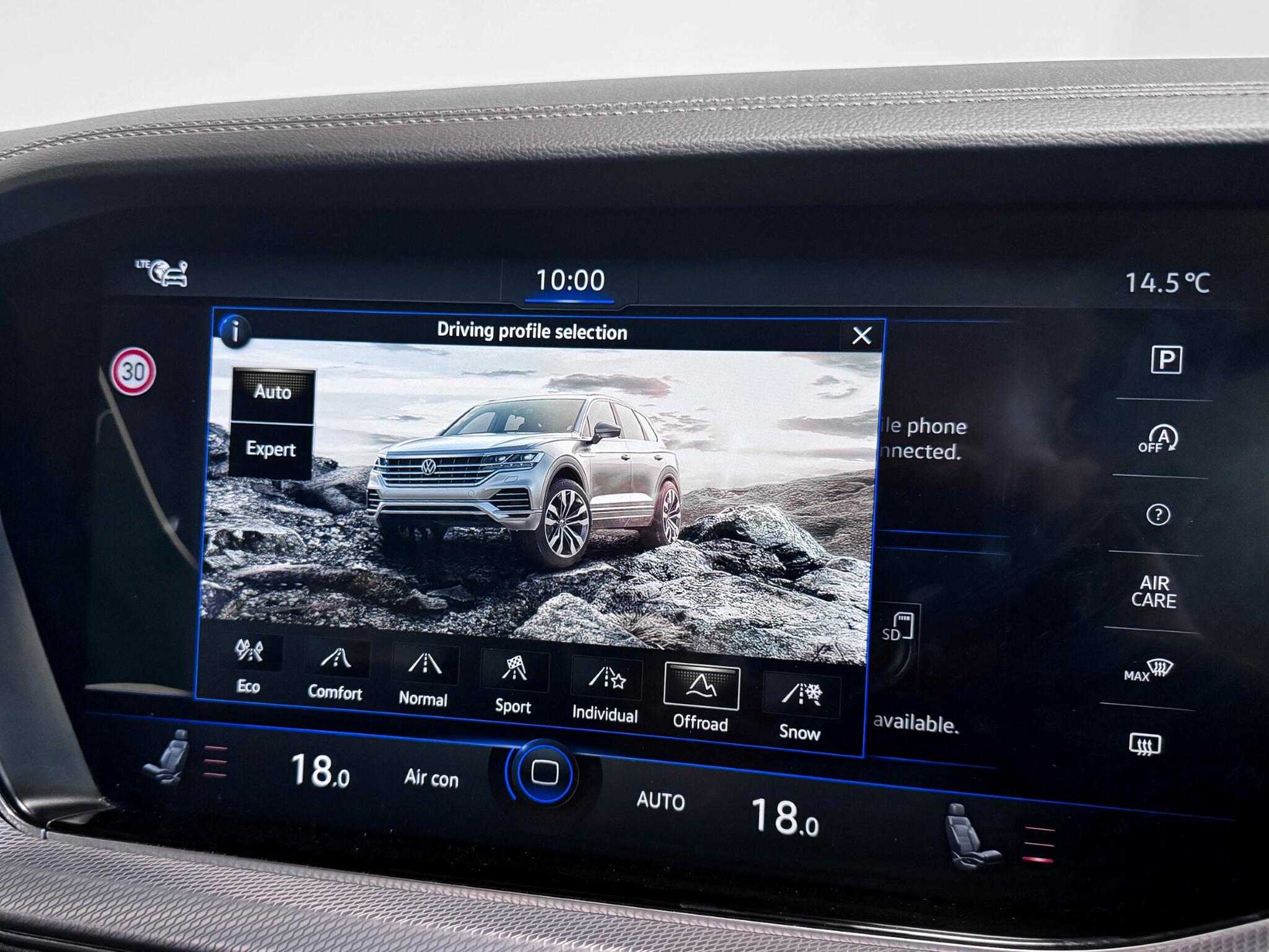 Volkswagen Touareg view 67