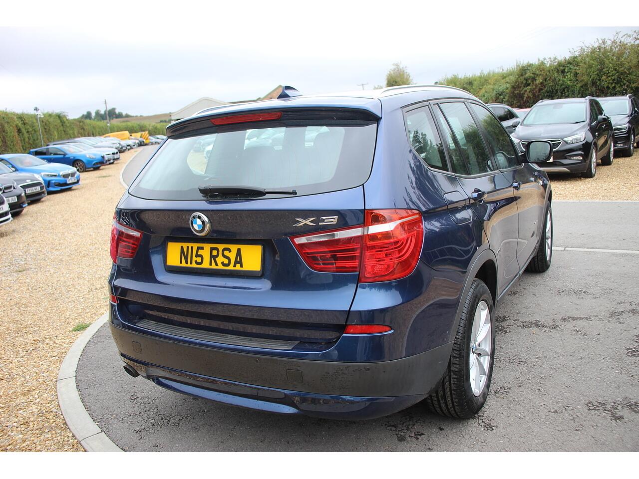 BMW X3 view 10