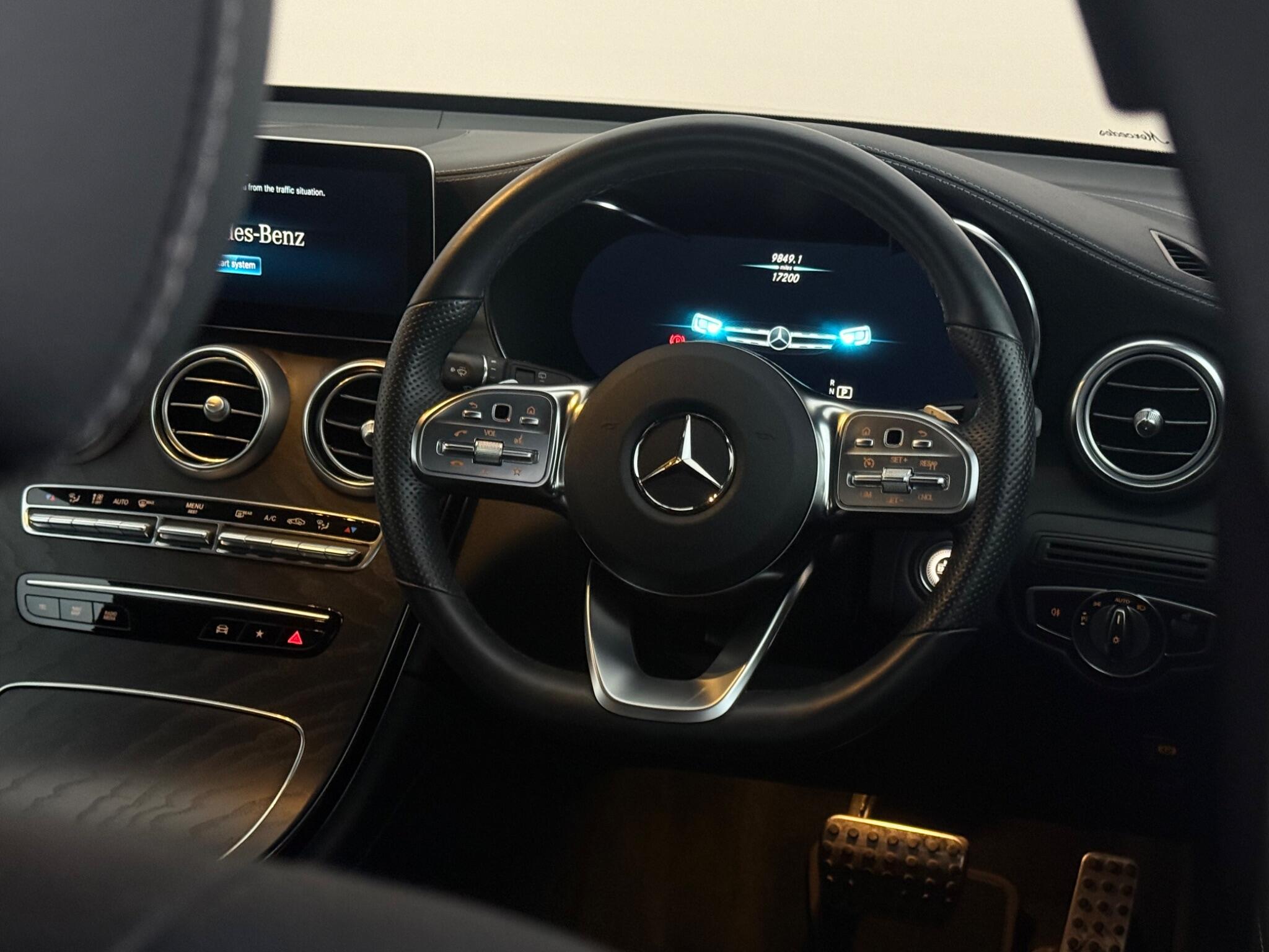 Mercedes-Benz GLC view 14