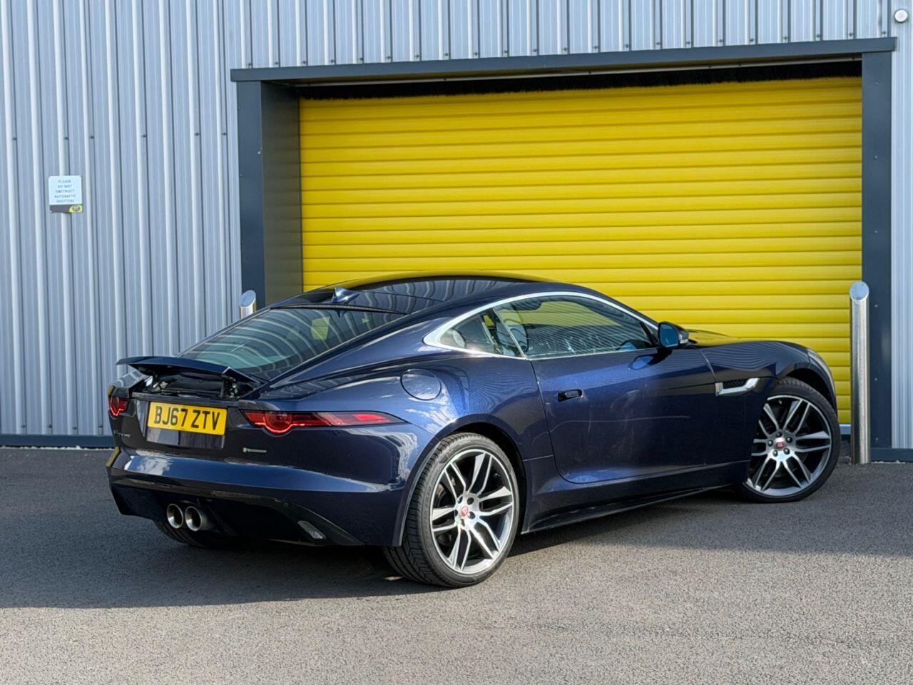 Jaguar F-Type view 17