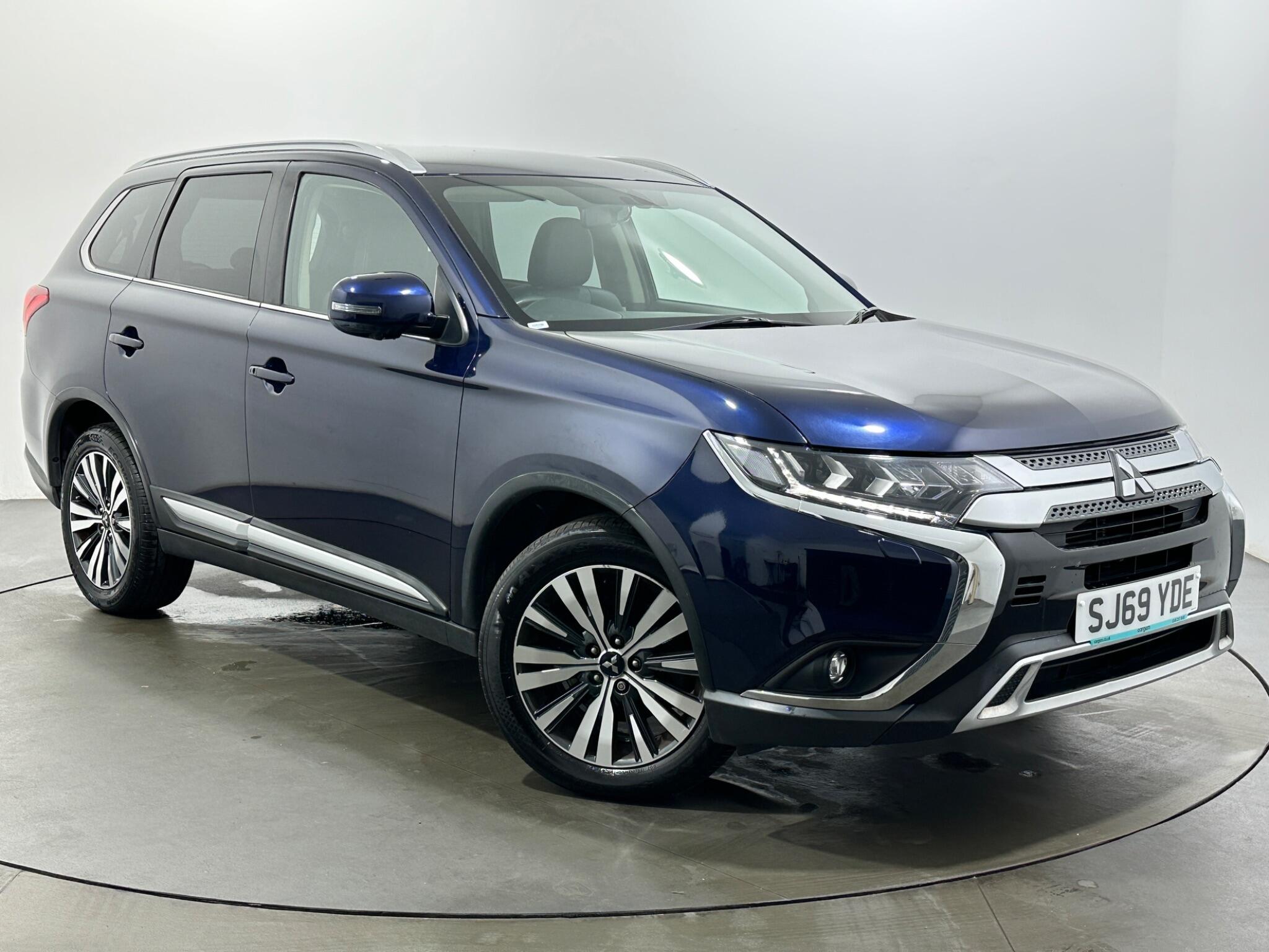 Mitsubishi Outlander view 56
