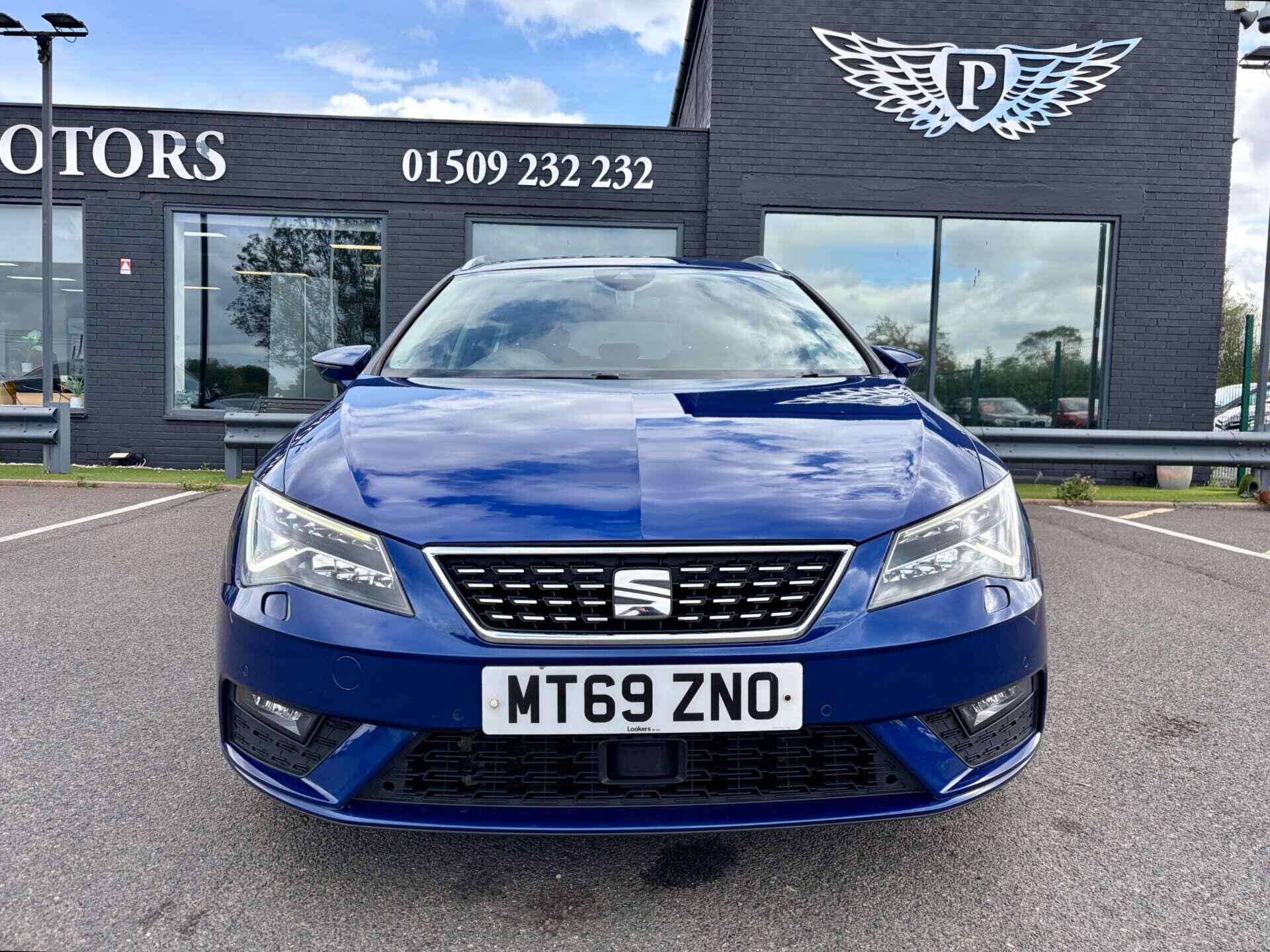 Seat Leon Leon view 3