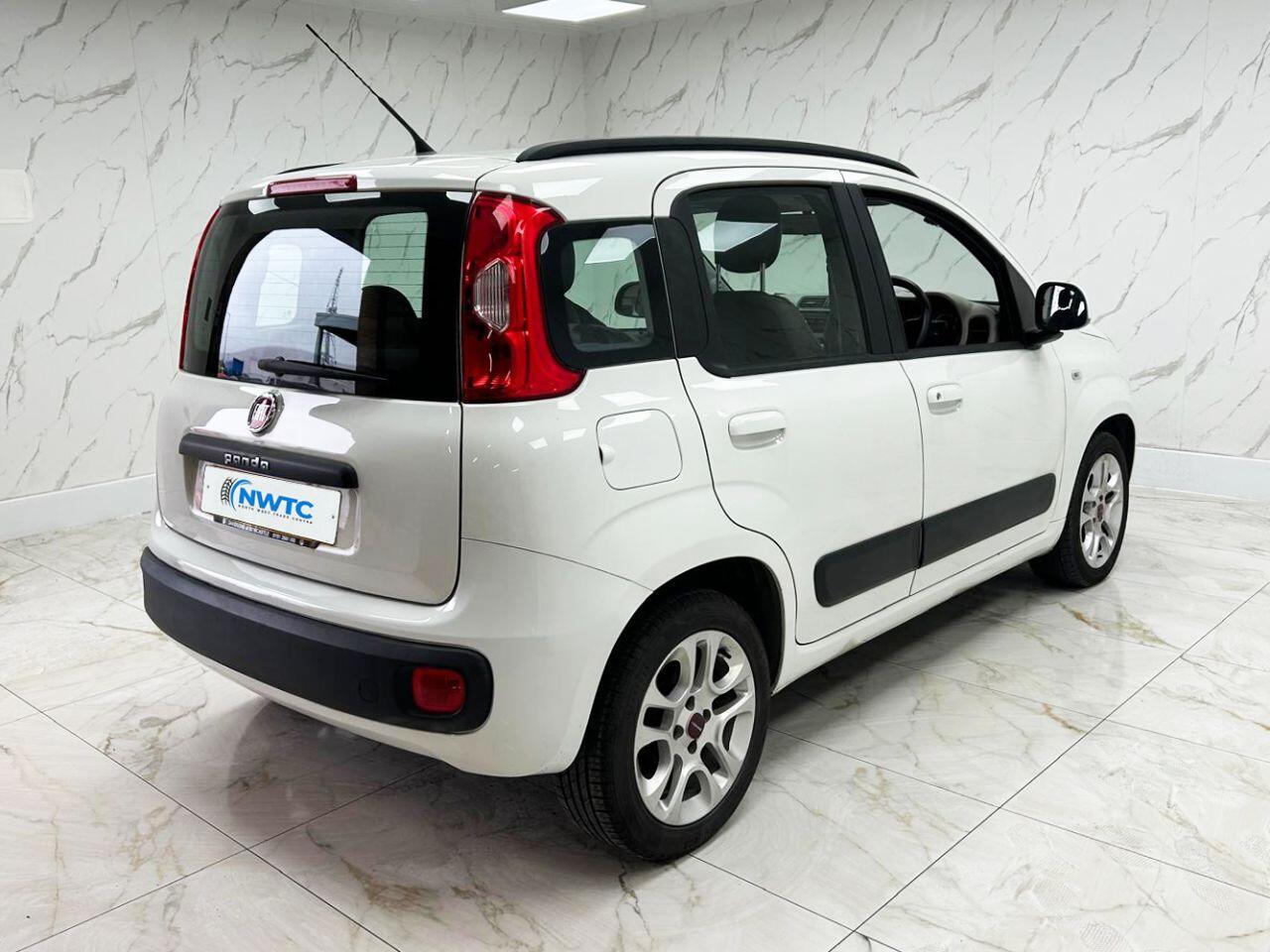 Fiat Panda view 12