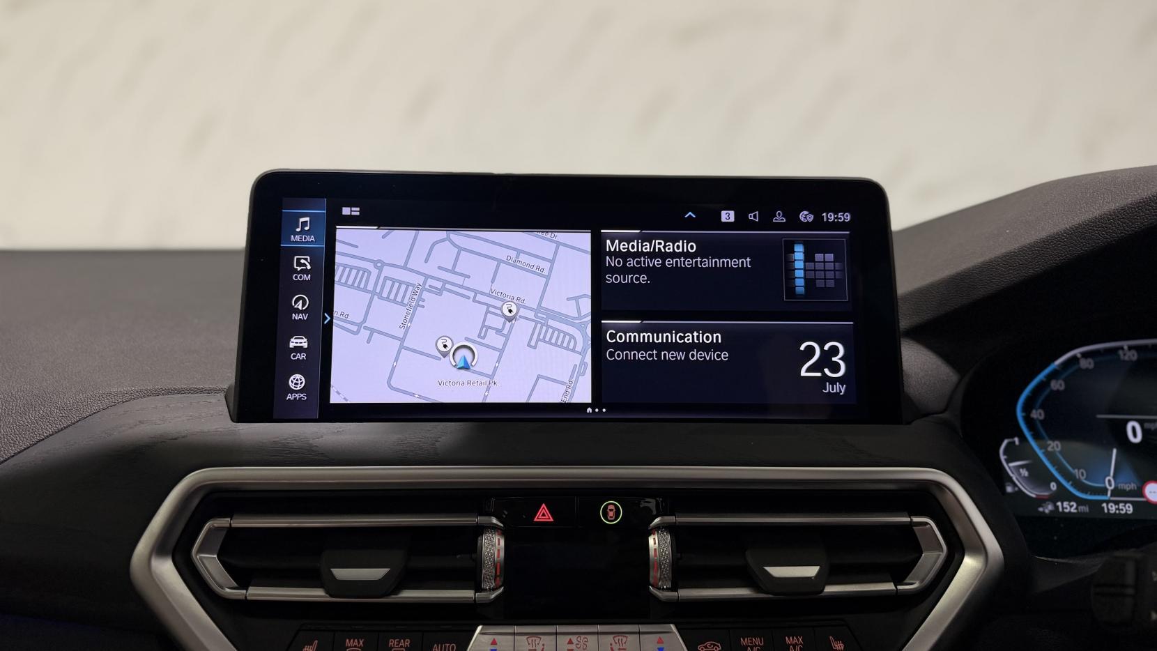 BMW X3 view 22