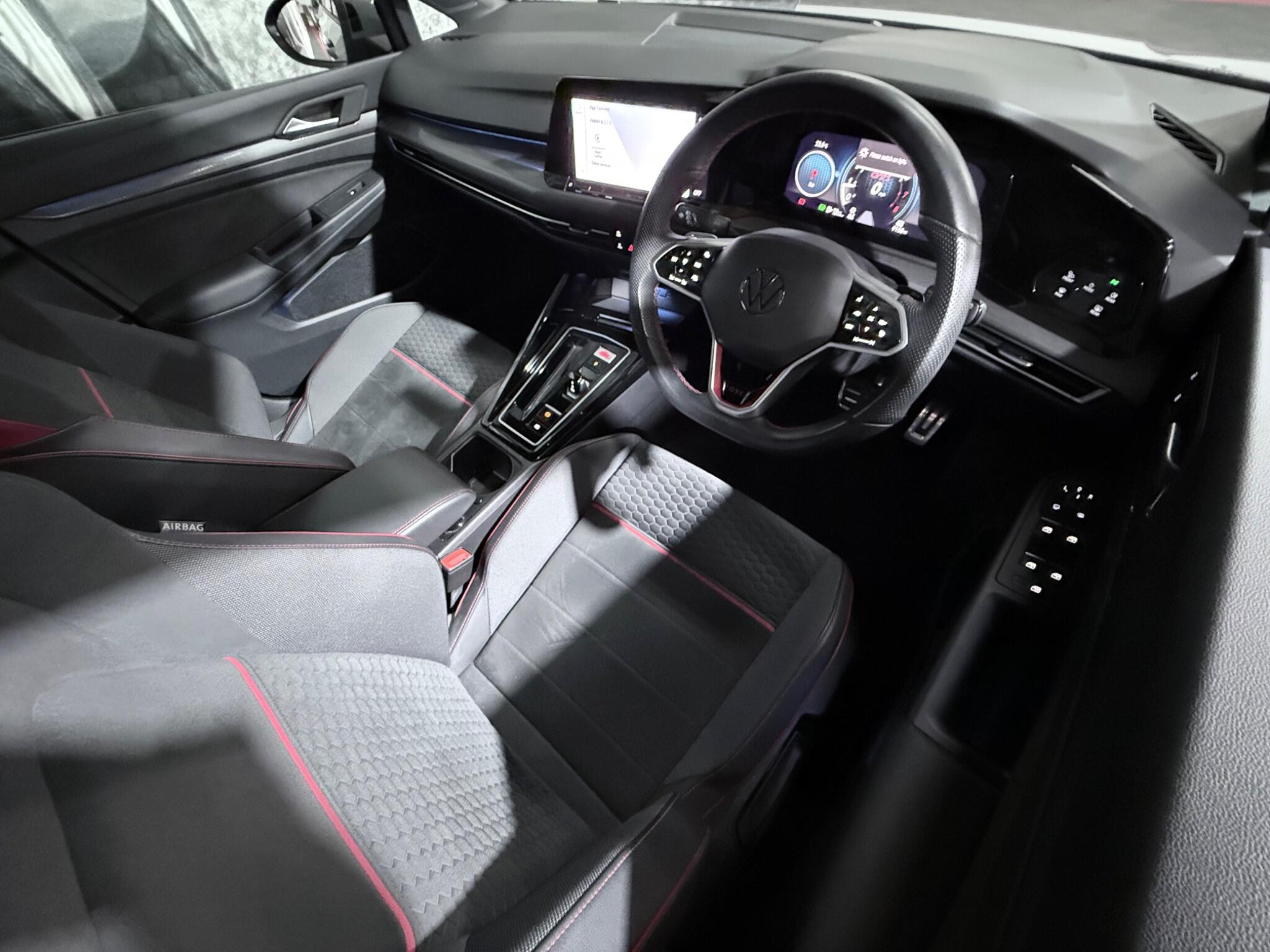 Volkswagen Golf view 10
