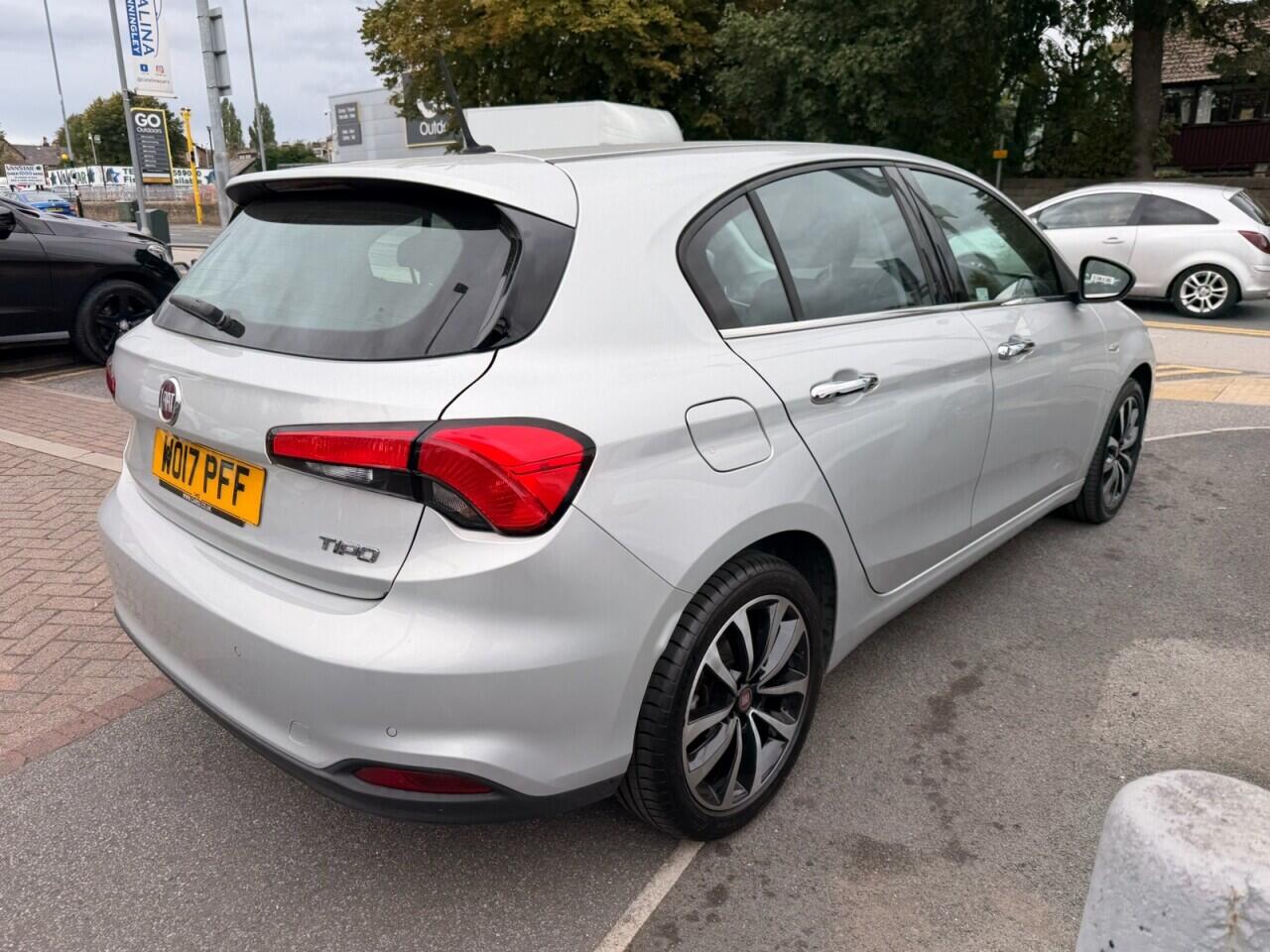 Fiat Tipo view 9