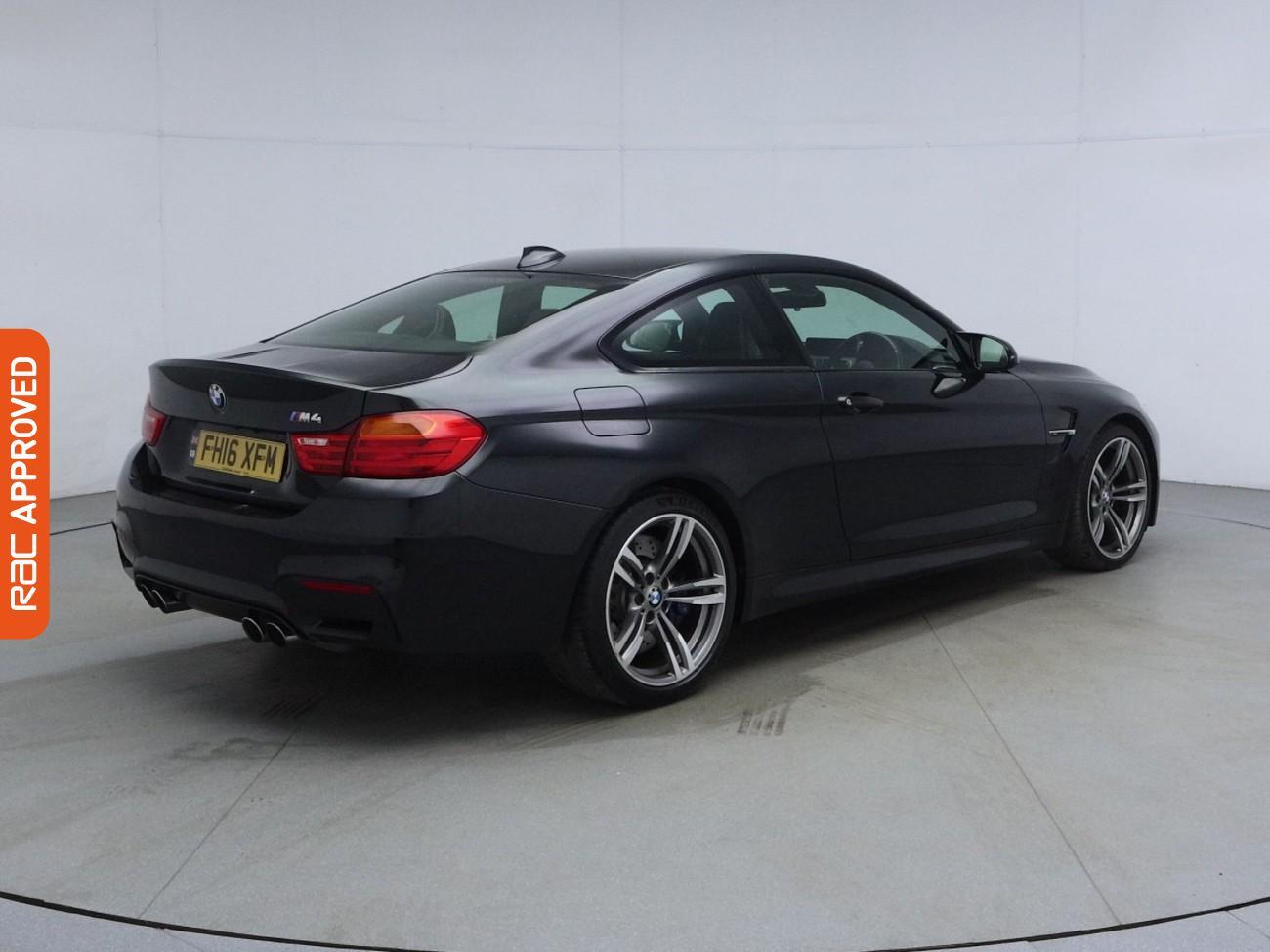 BMW M4 view 34