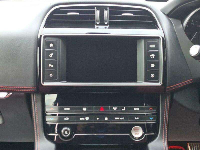 2017 Jaguar F-PACE 2.0 D180 R-Sport Auto AWD Euro 6 (s/s) 5dr • 74,795 miles image 55