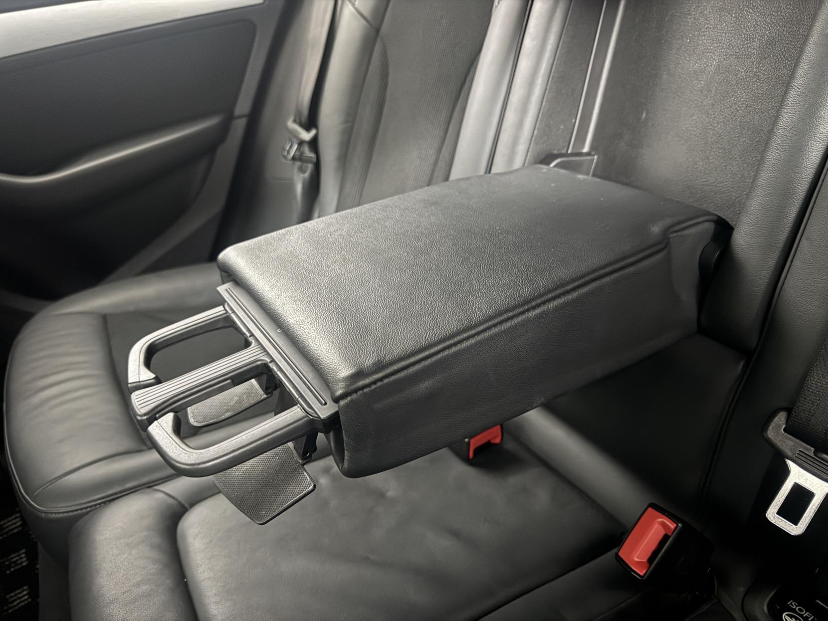 Audi Q5 view 63