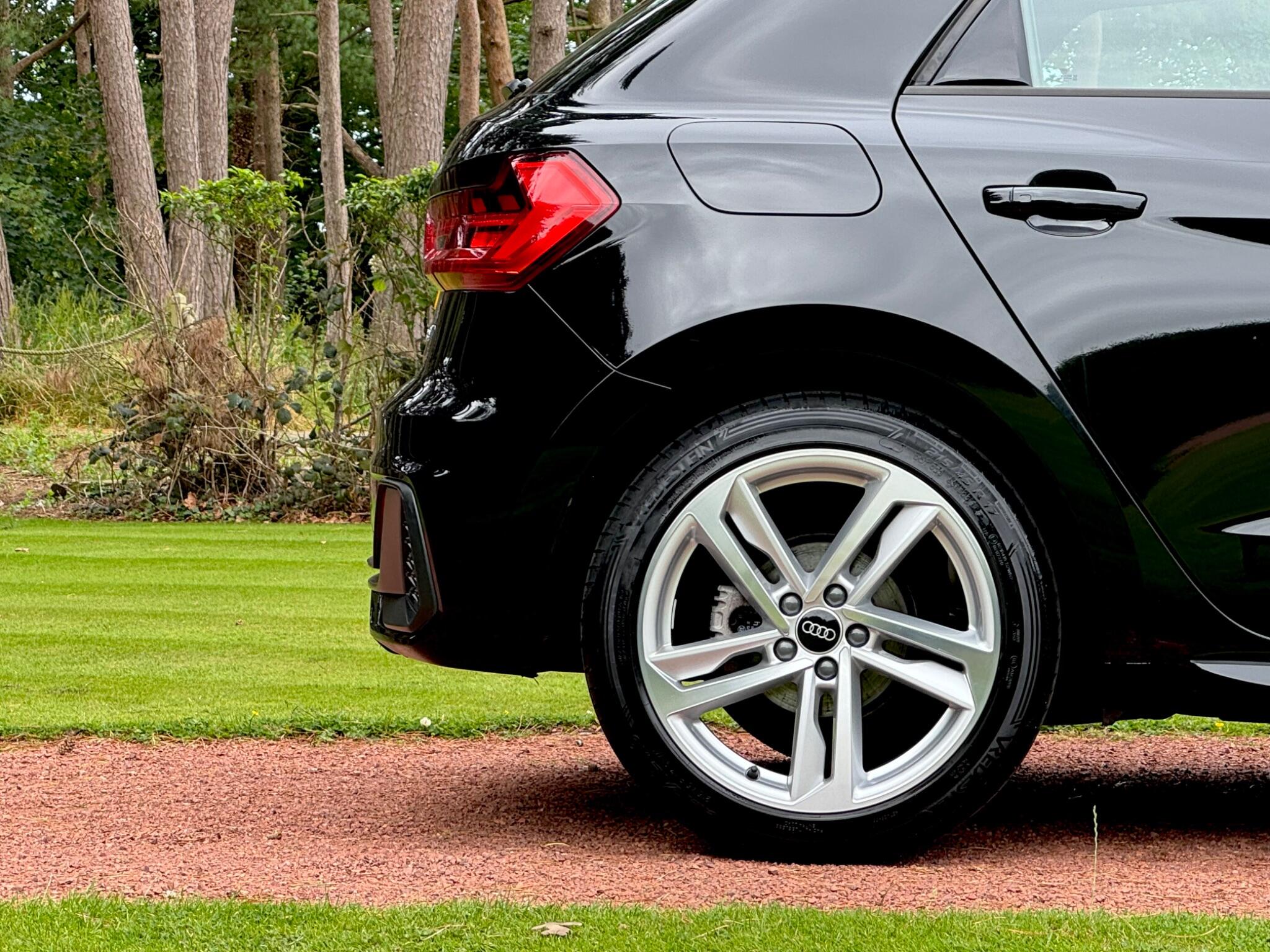 Audi A1 view 23