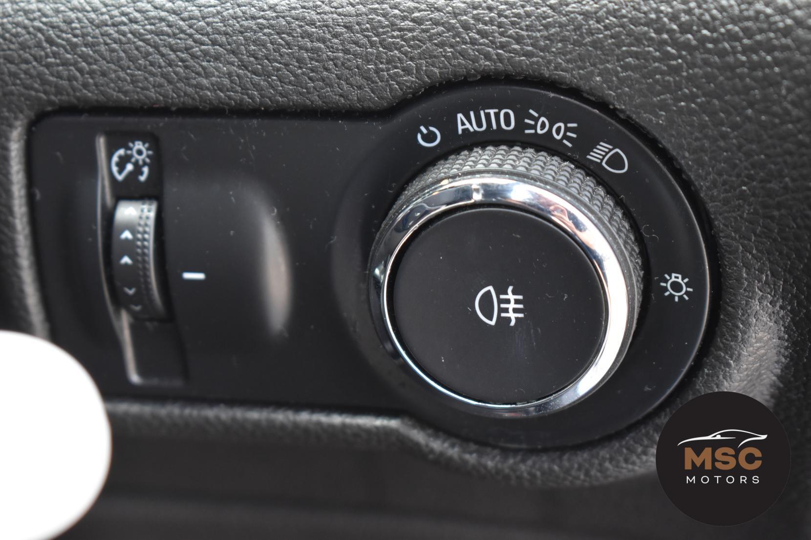 Vauxhall Astra GTC view 28