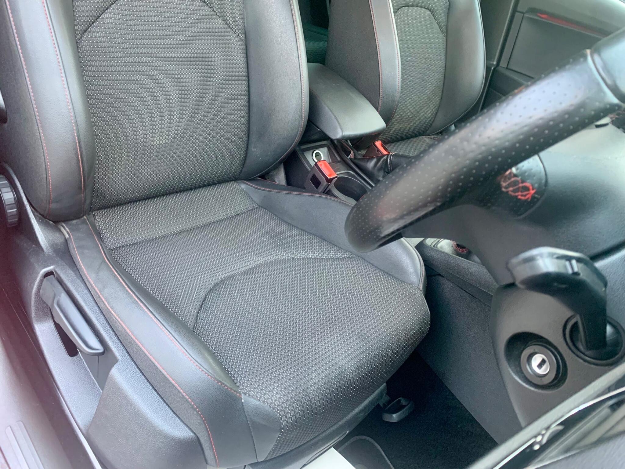 Seat Leon Leon view 26