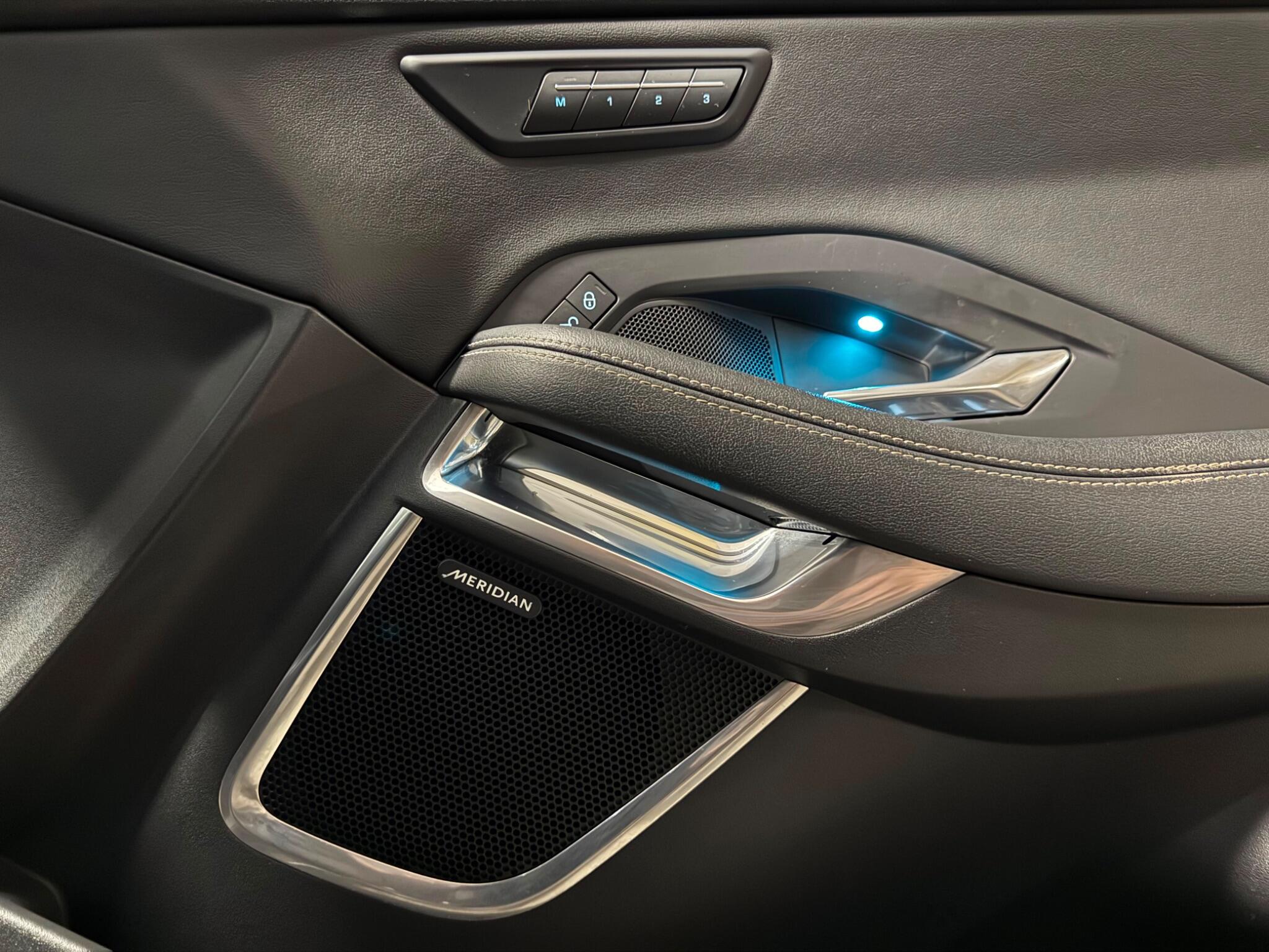 Jaguar E-Pace view 25