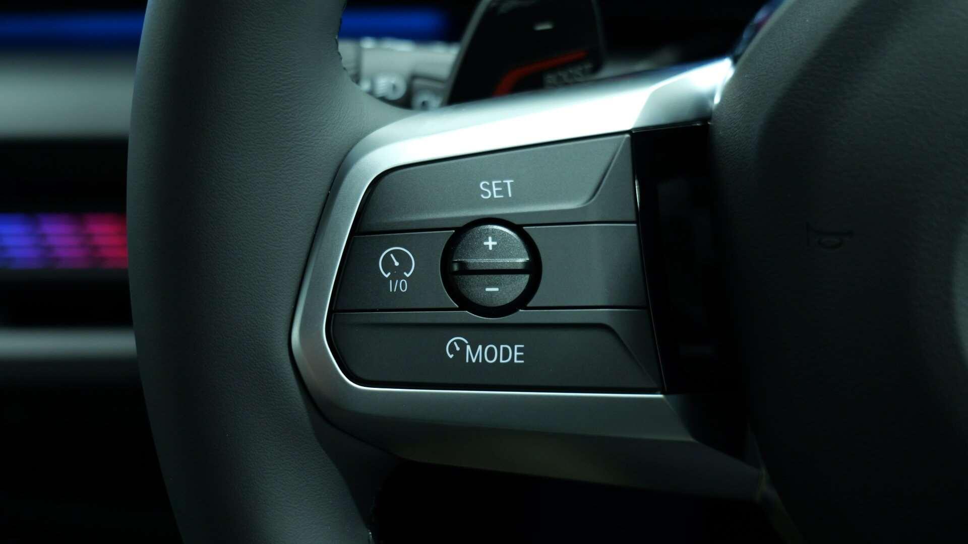 BMW 1 Series view 17