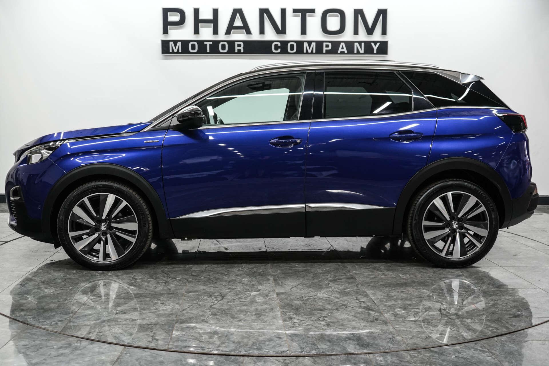 Peugeot 3008 view 3