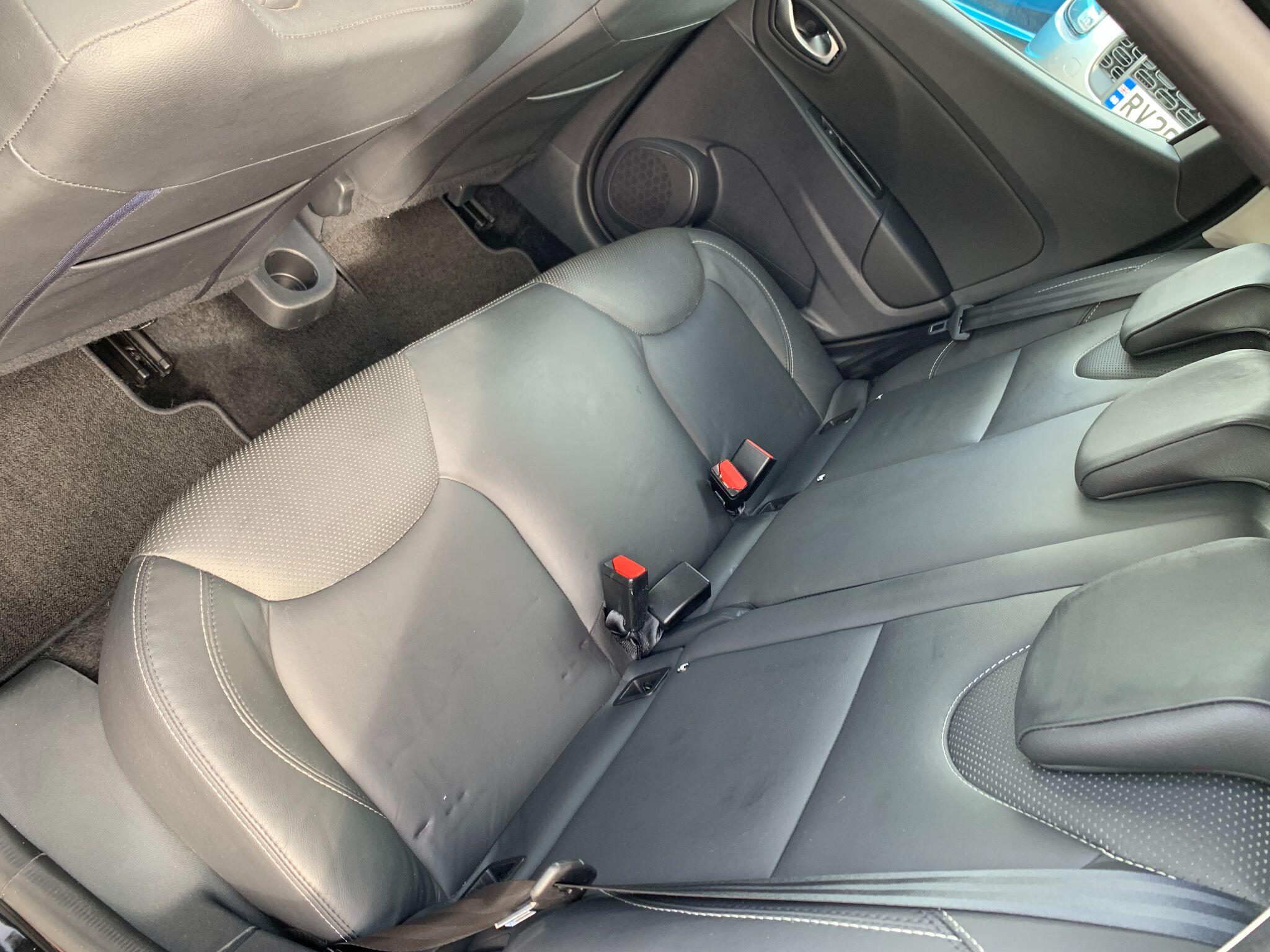 Renault Clio view 21