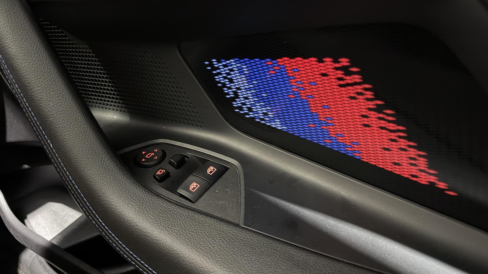 BMW 2 Series view 25