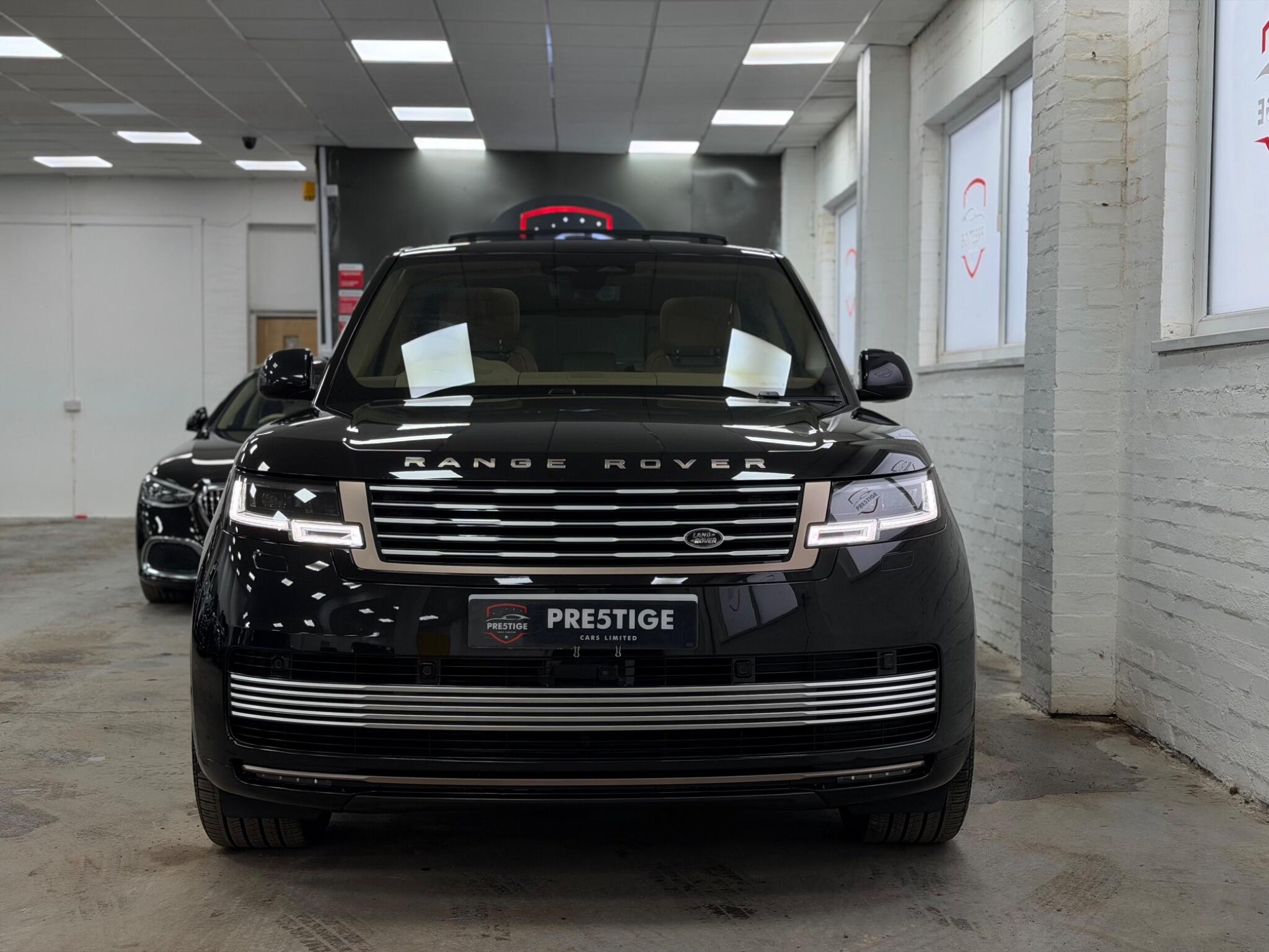 Land Rover Range Rover view 23