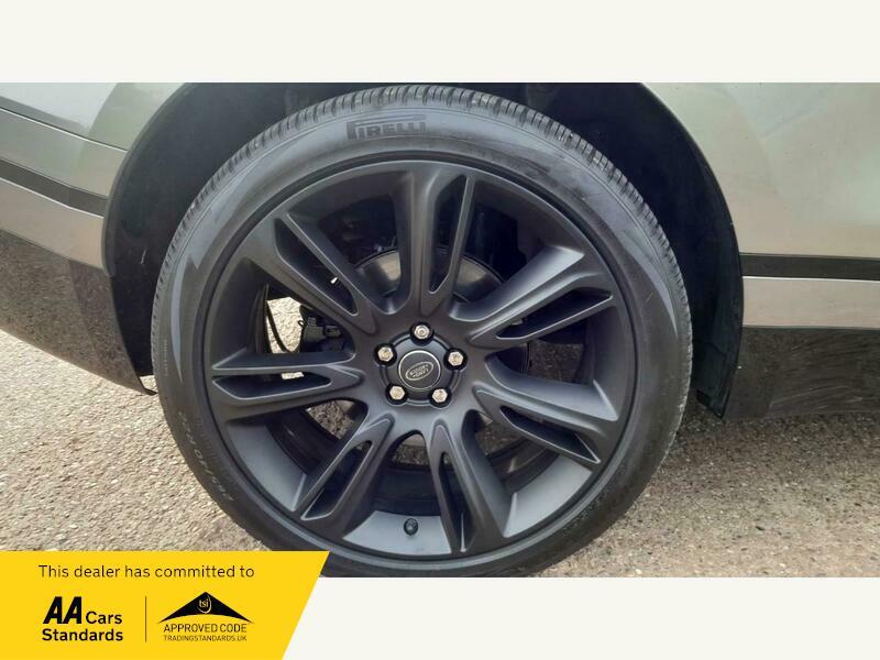 2019 Land Rover Range Rover Velar 2.0 D240 R-Dynamic HSE Auto 4WD Euro 6 (s/s) 5dr • 55,000 miles image 59