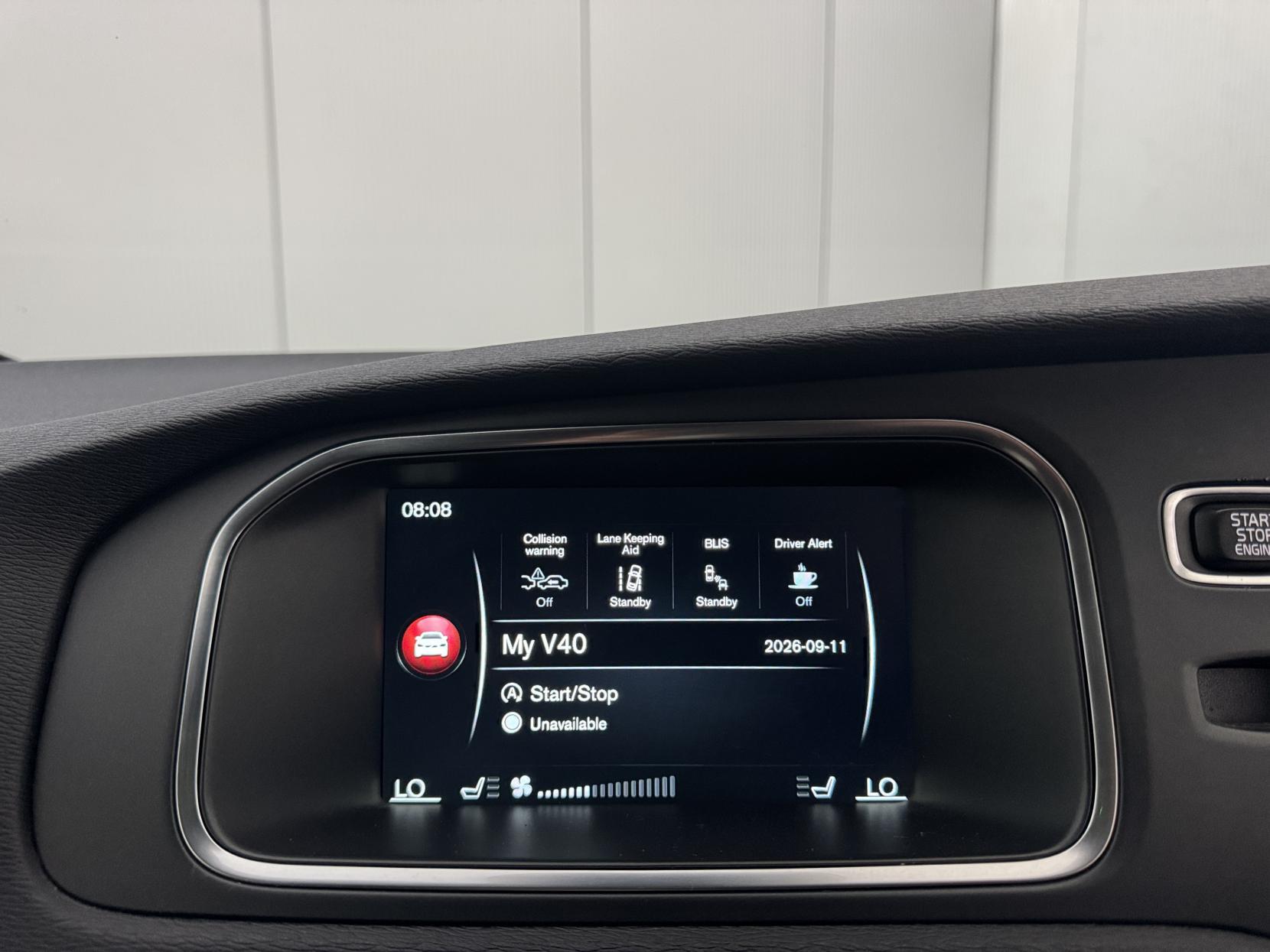 Volvo V40 view 65