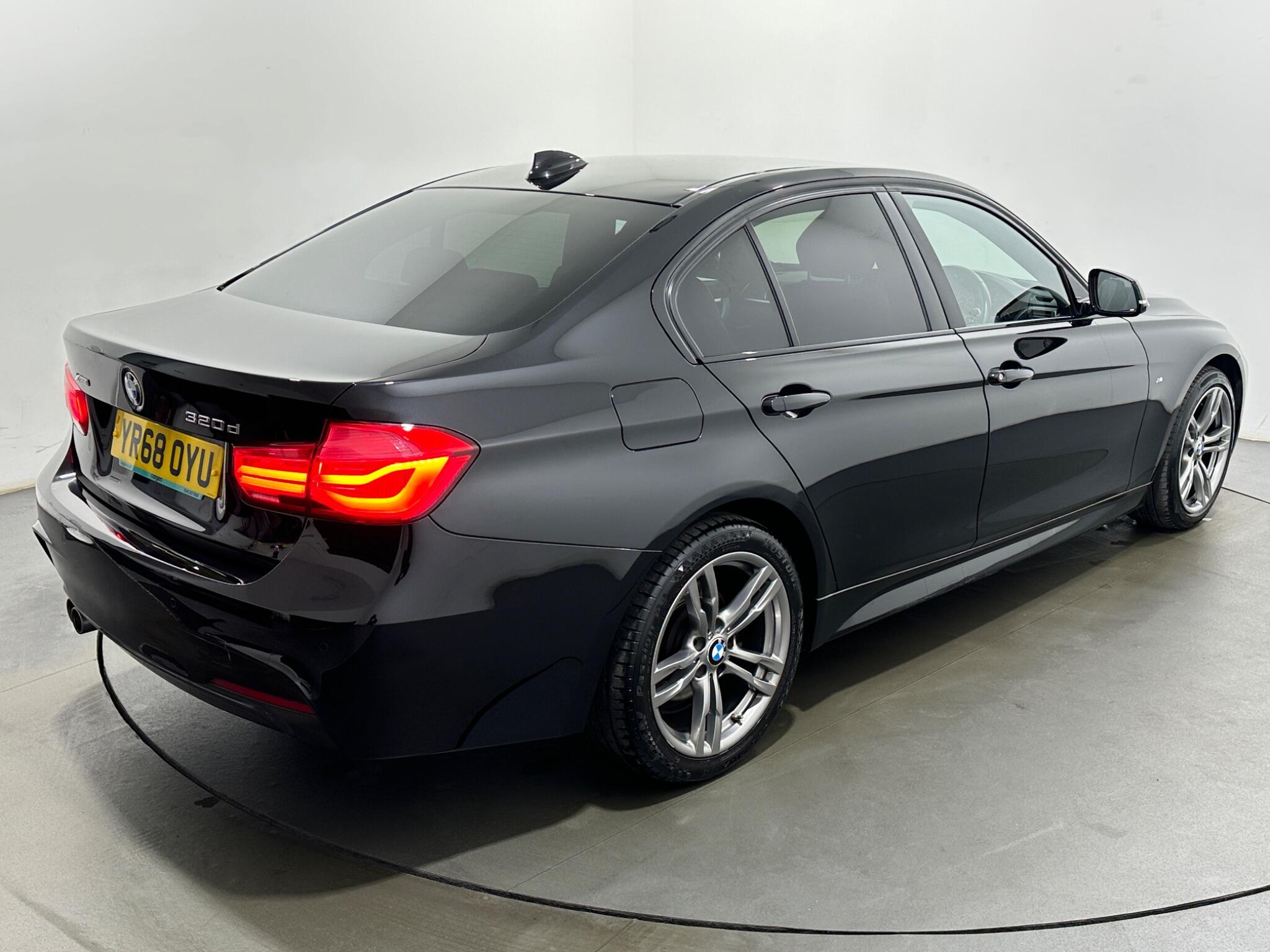 BMW 3 Series view 51