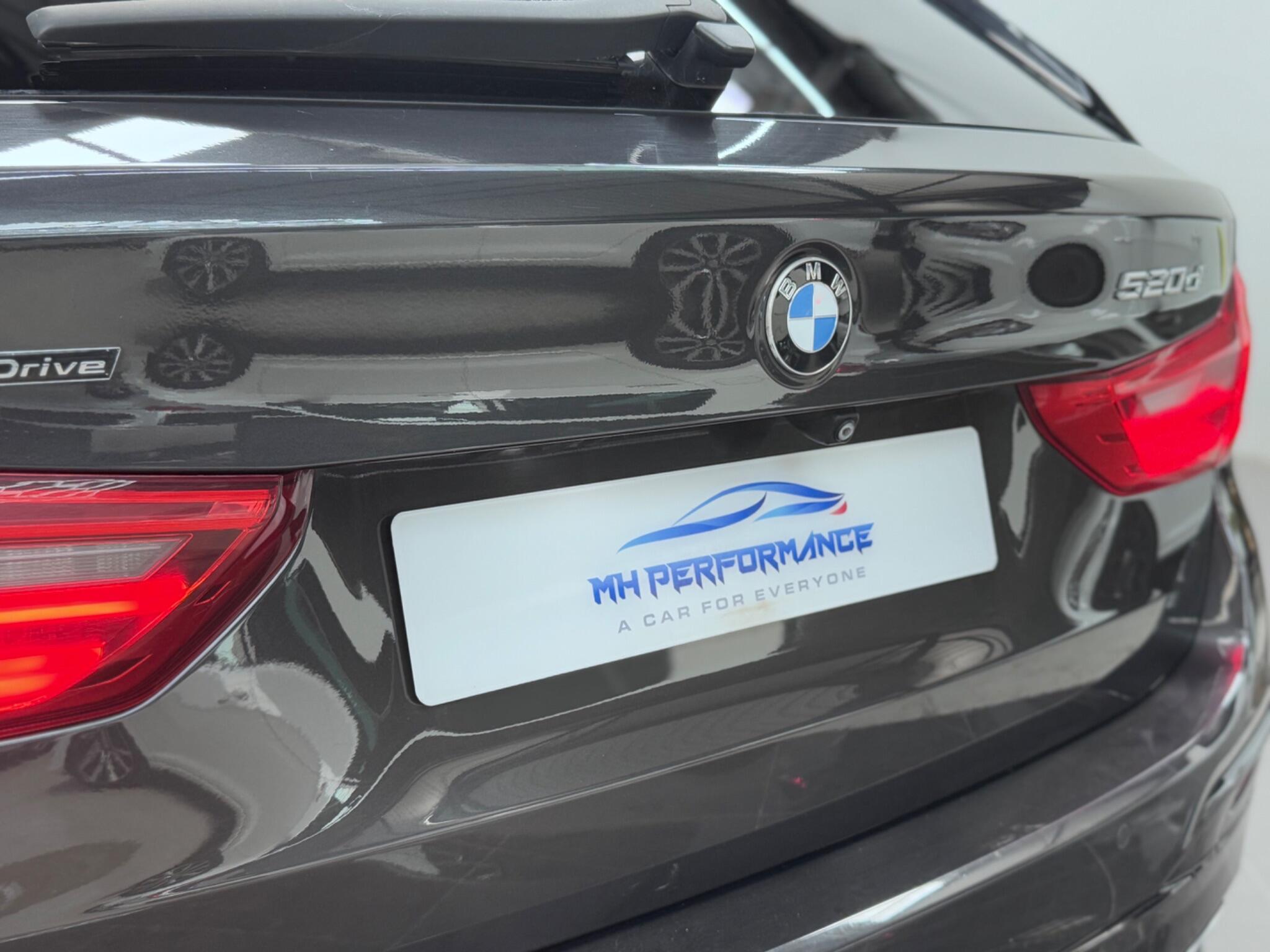 BMW 5 Series view 42