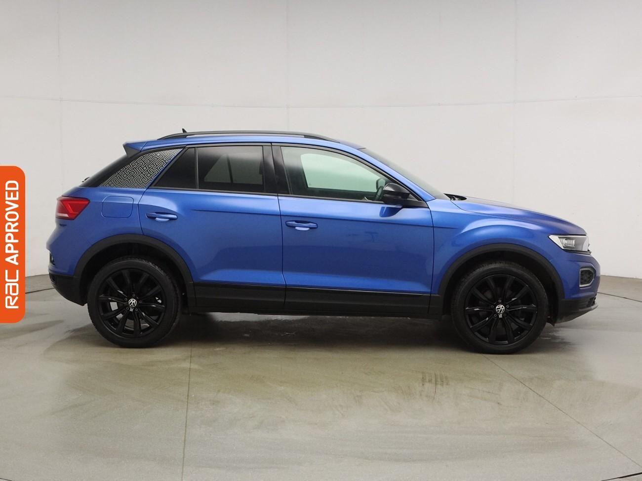 Volkswagen T-Roc view 6