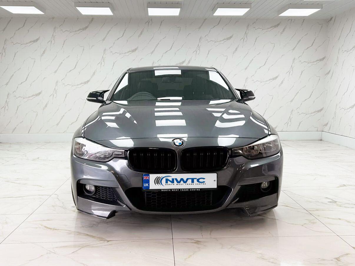 BMW 3 Series view 5