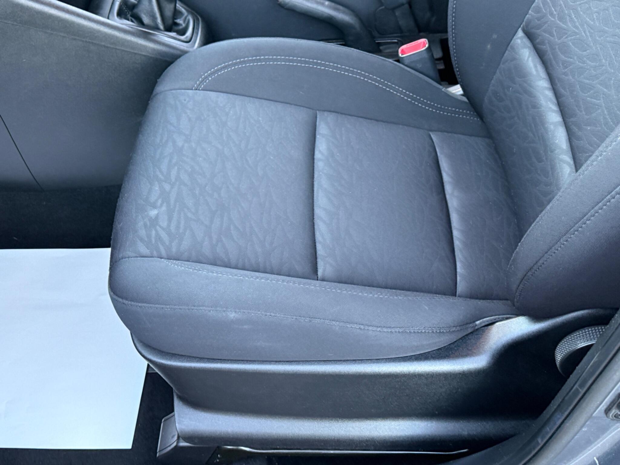 Hyundai ix20 - Image 45