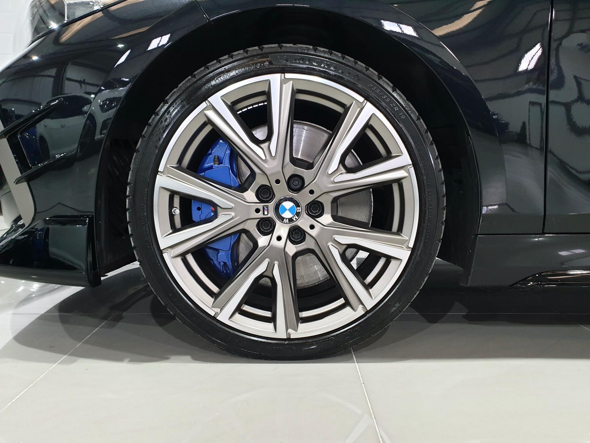 BMW 1 Series view 43