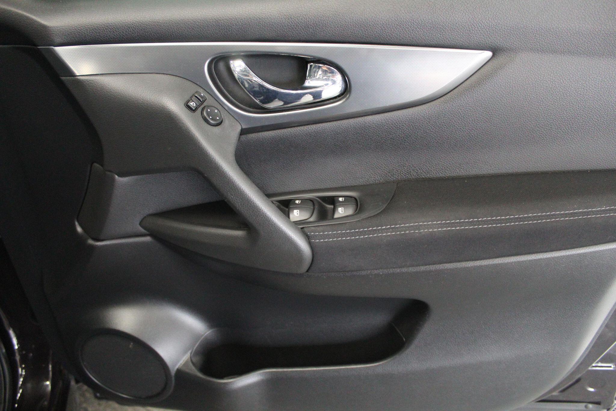 Nissan Qashqai view 50