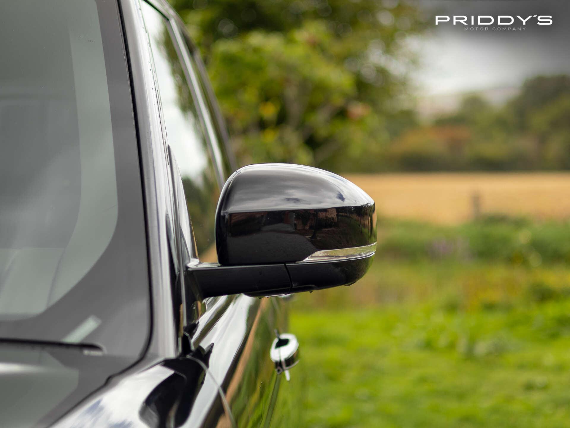 Land Rover Range Rover view 50