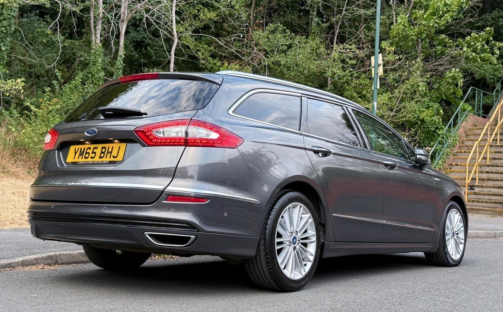 Ford Mondeo view 51