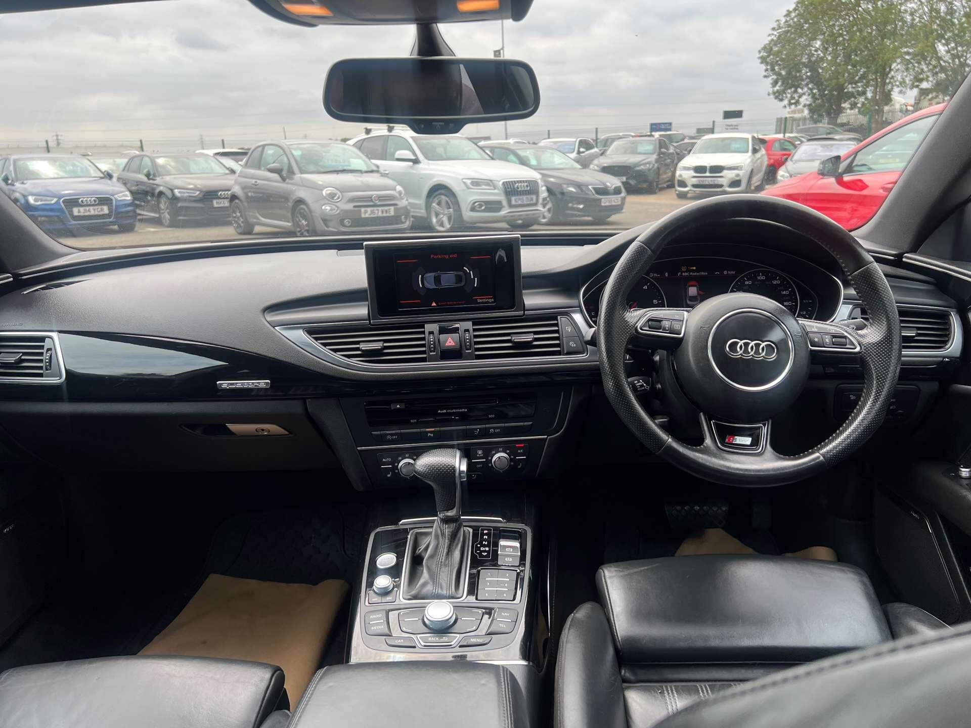 Audi A7 view 40