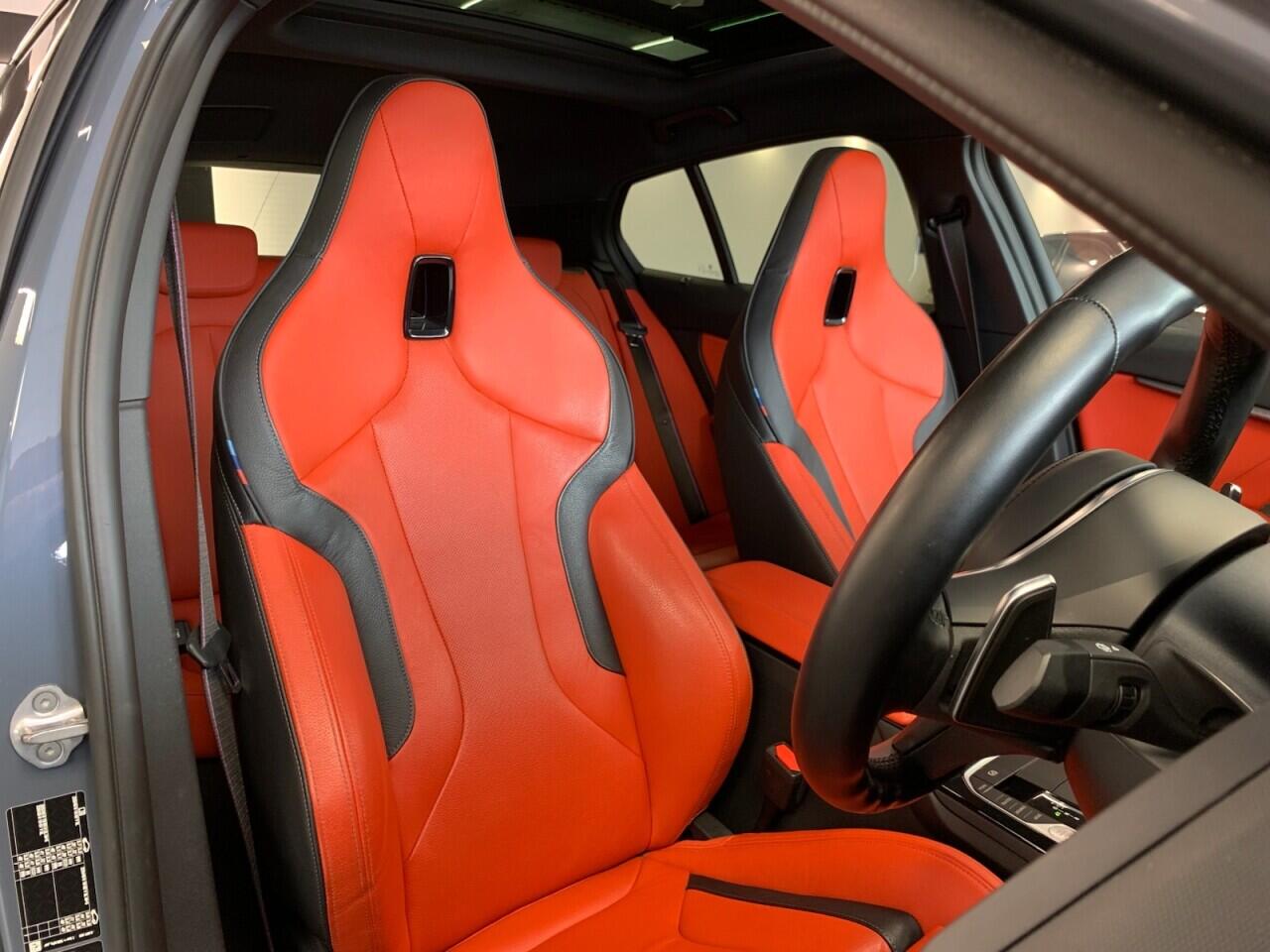 BMW 1 Series view 23