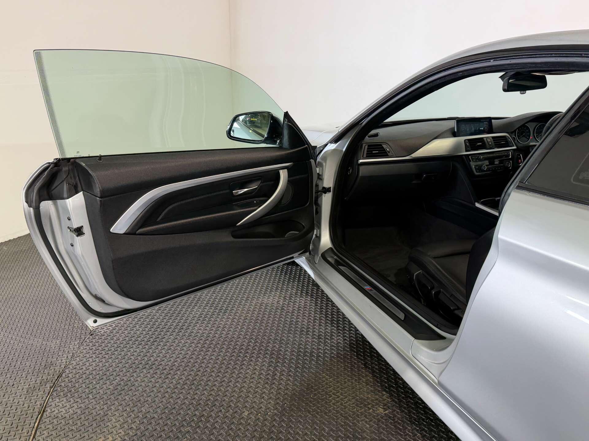 BMW 4 Series view 45