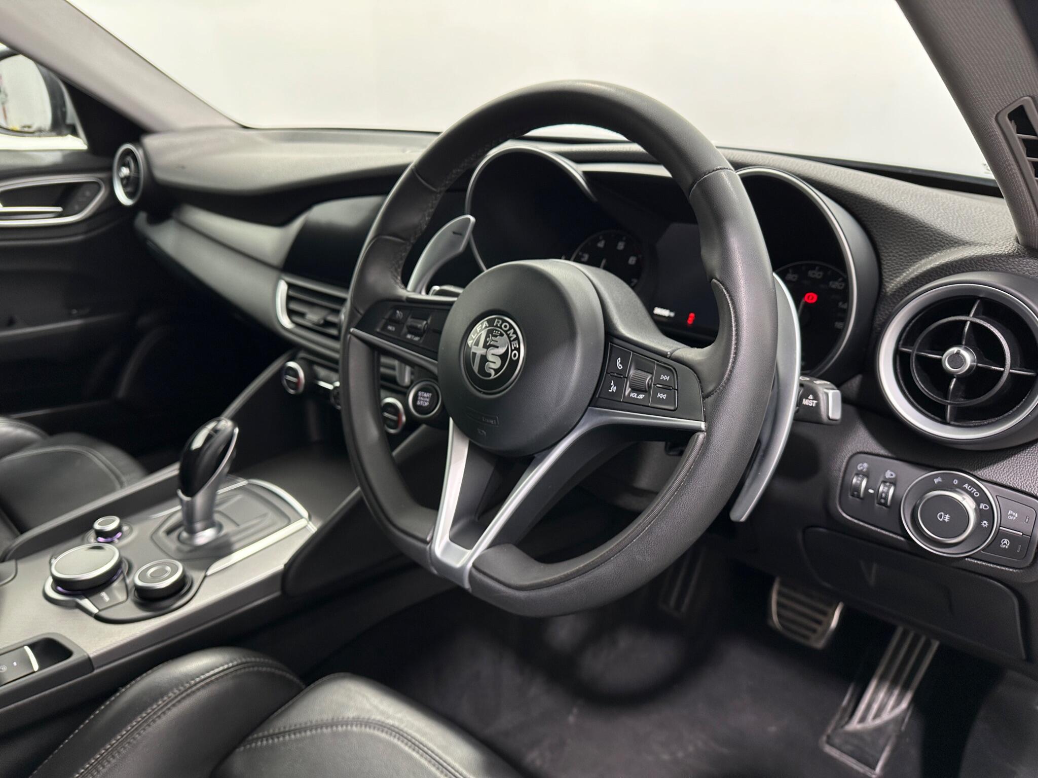 Alfa Romeo Giulia view 11