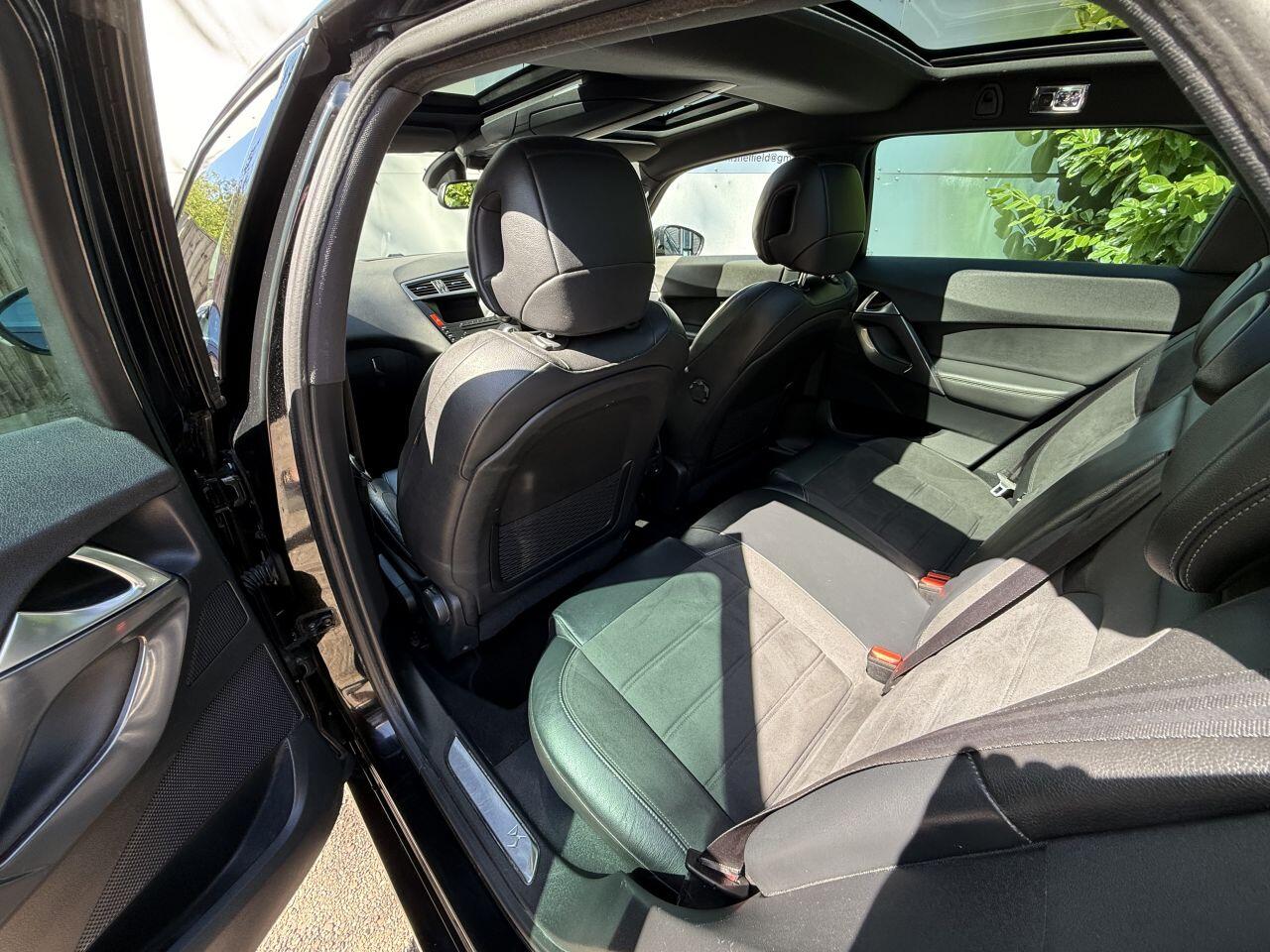 Citroen DS5 view 29