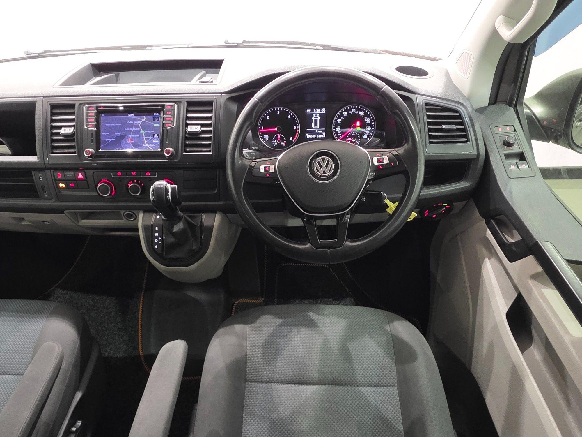 Volkswagen Transporter view 37